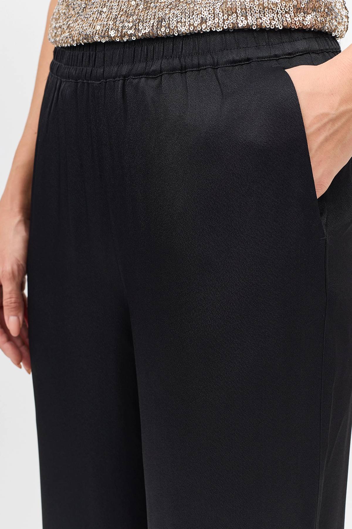 Лимитированная серия свободные брюки из шелковистой вискозы и ремень, 36