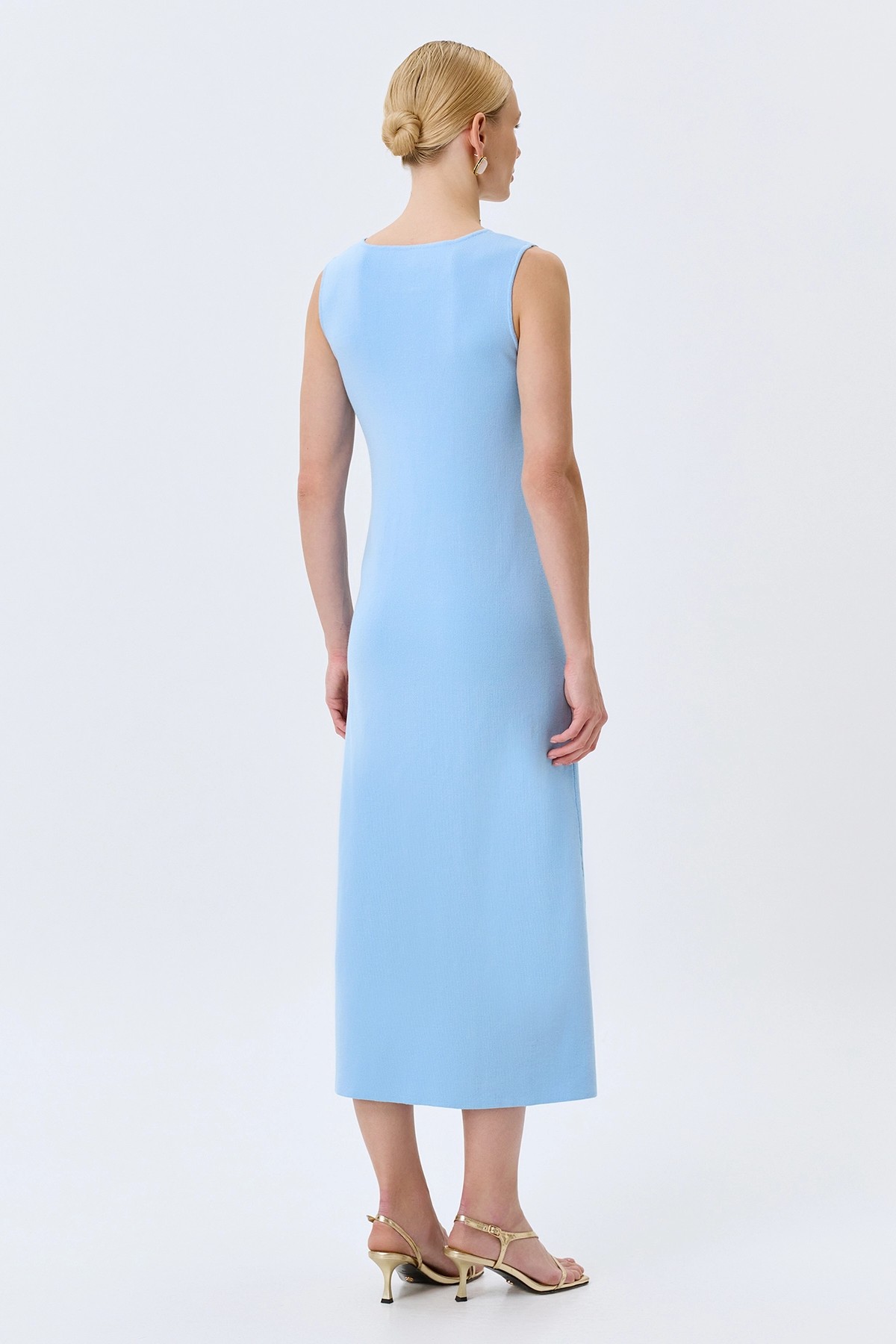 Голубое вязаное платье из лиоцелла, 50