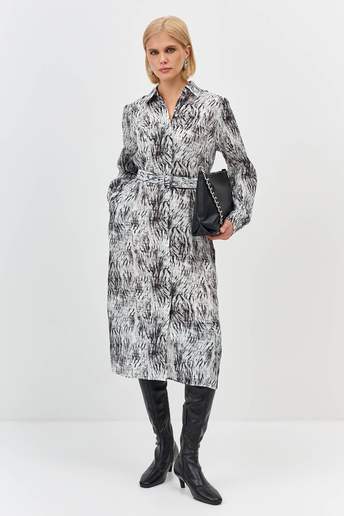 Лимитированая серия платье-рубашка из вискозы с принтом с ремнем, 40