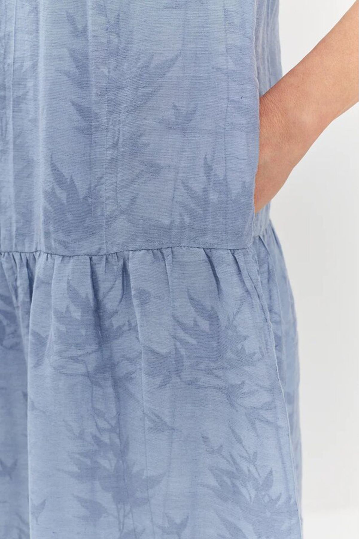 Воздушное платье А-силуэта в голубом цвете, 44р