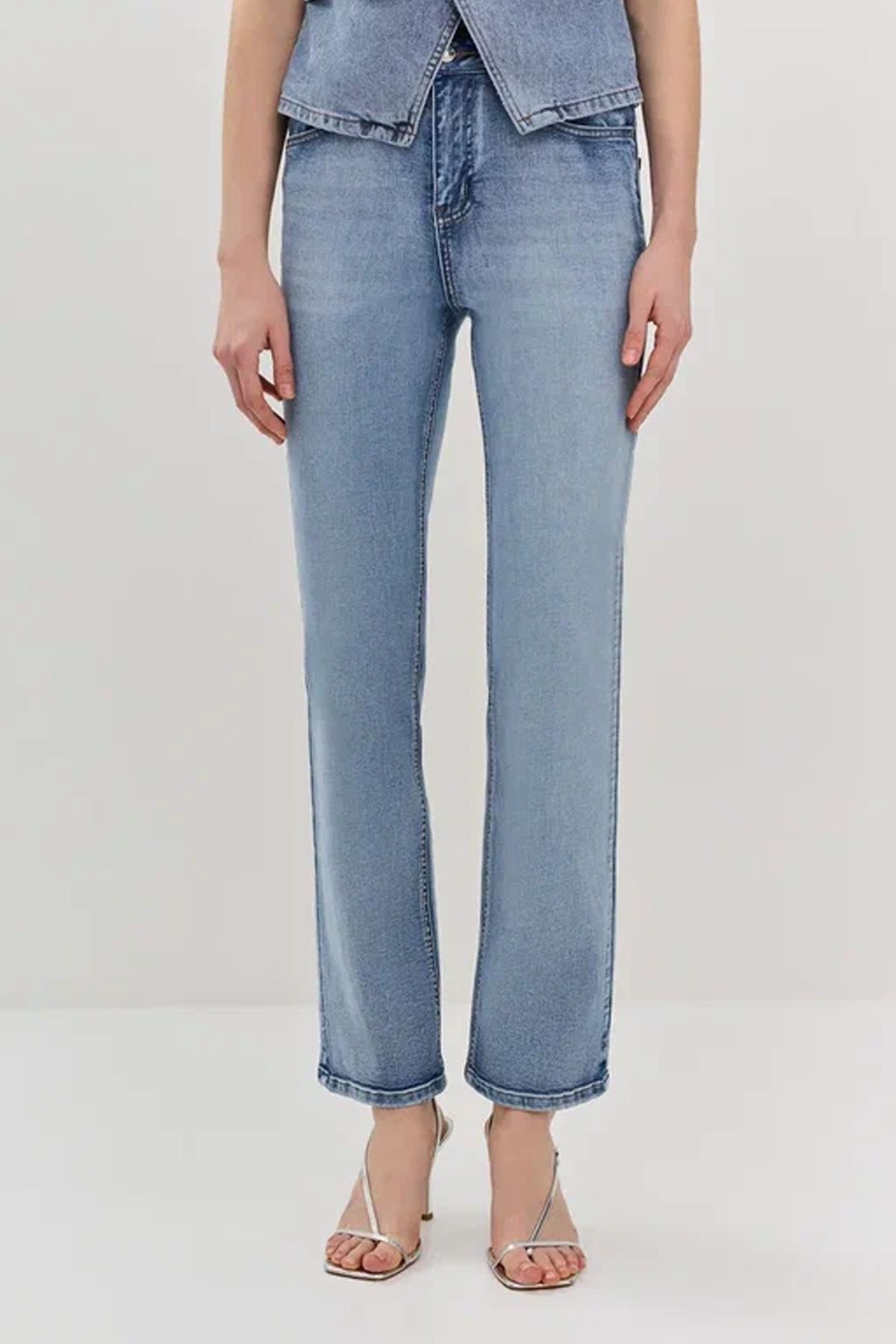 Джинсы с эффектом варки, 52р