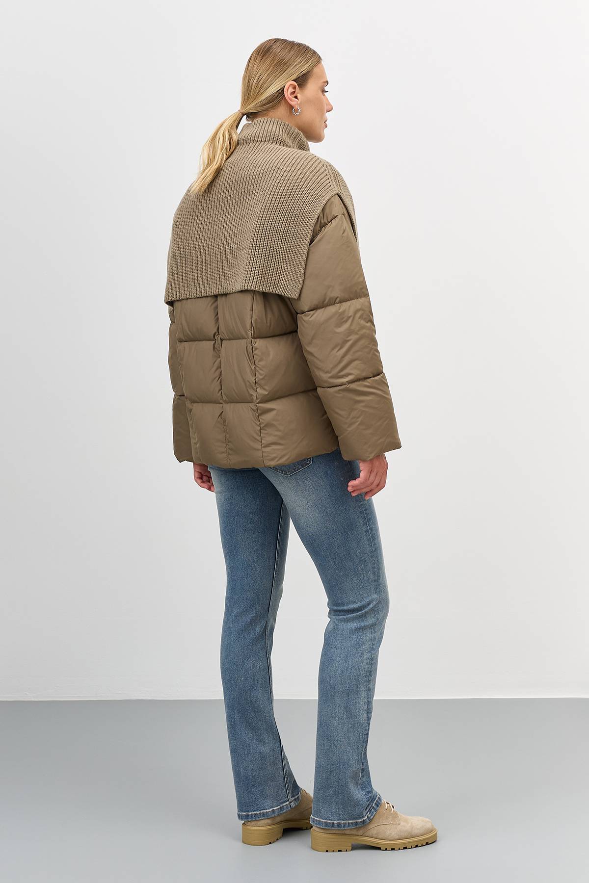 Лимитированная серия куртка с бордовым палантином , 40