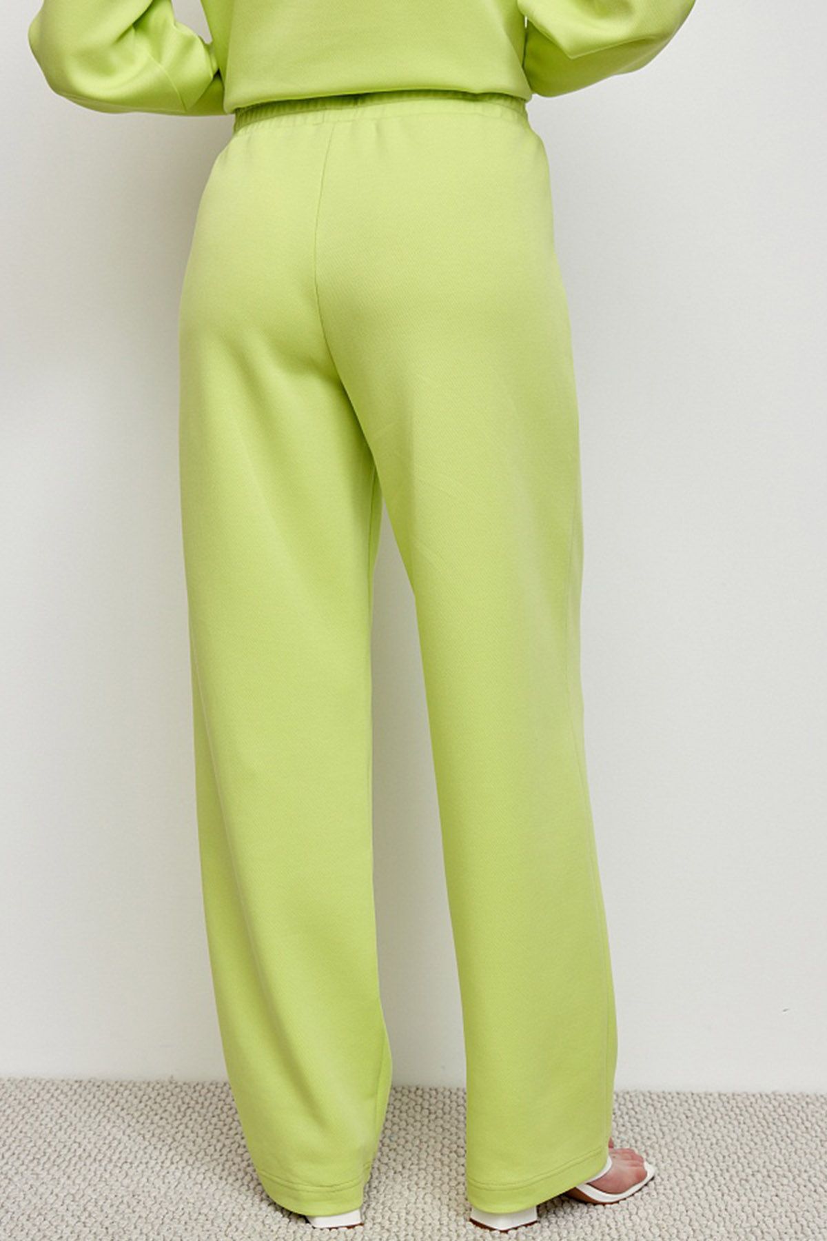 Брюки с боковыми карманами на молнии, 46р