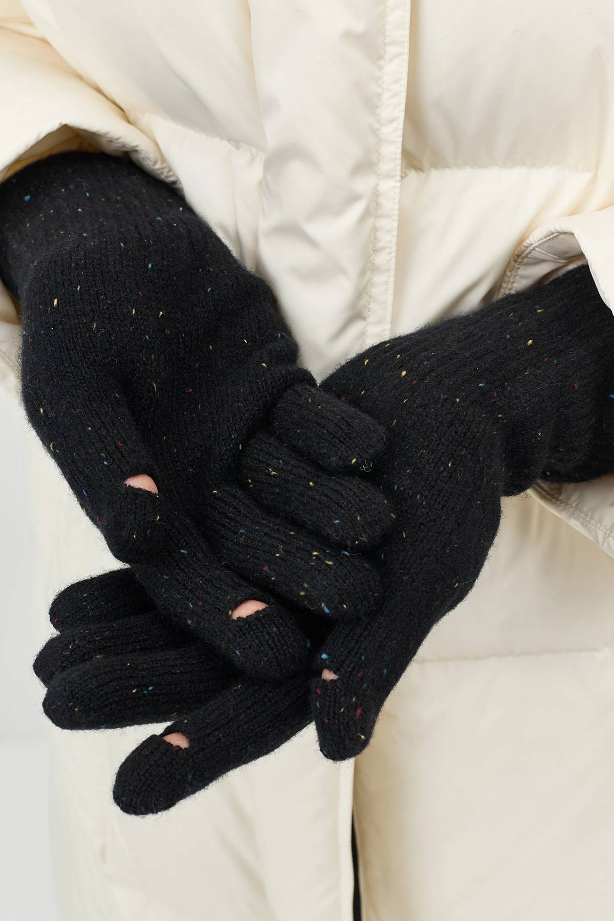 Черные вязаные перчатки из 100% шерсти, One