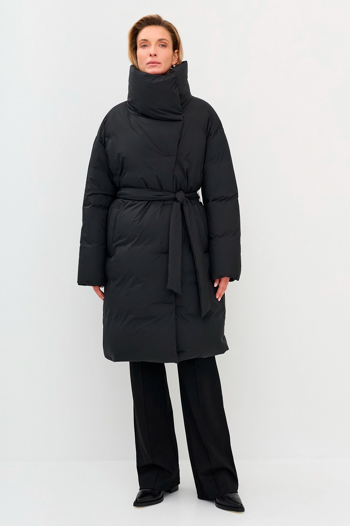 Минималистичное пальто на запа?х, 50р