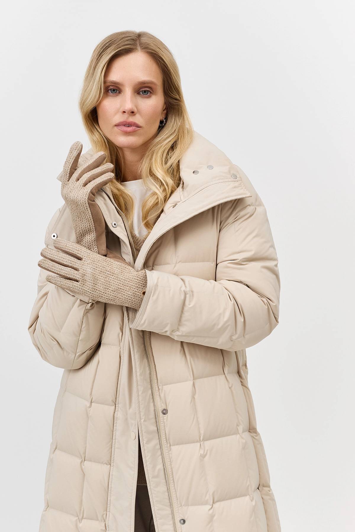 Комбинированные перчатки с разрезами, One