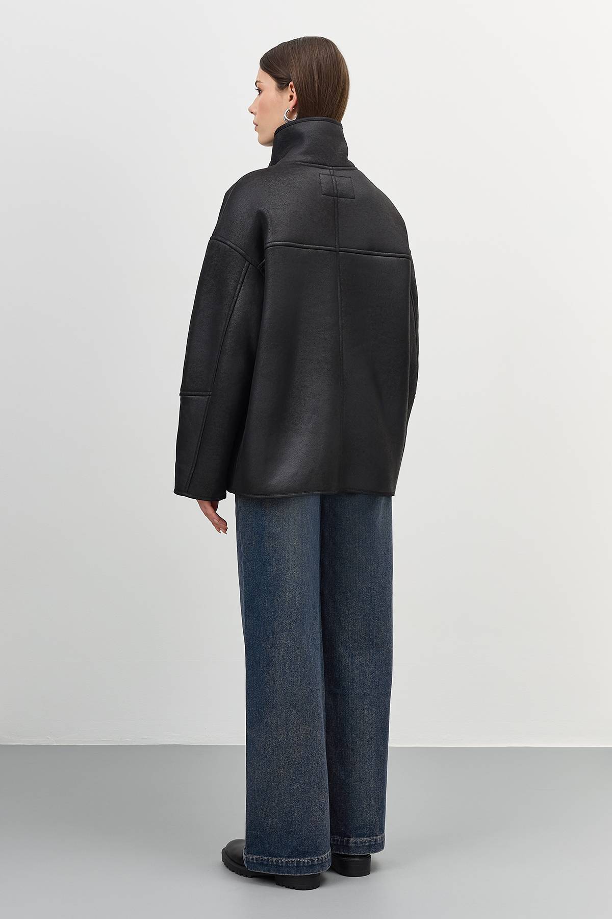 Лимитированная серия дубленка из искусственной овчины и палантин, 48