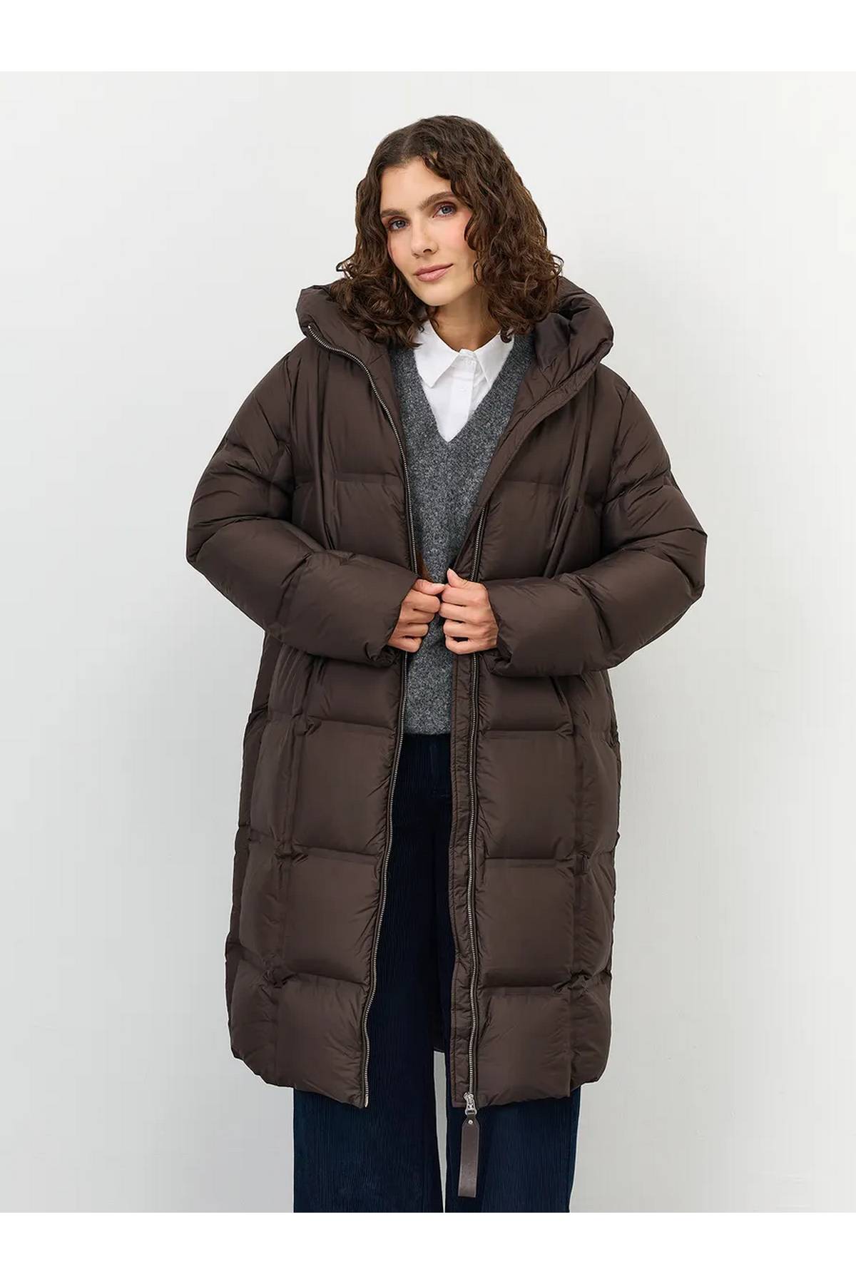 Лимитированная серия легкий пуховик с квадратной стежкой и палантин, 50