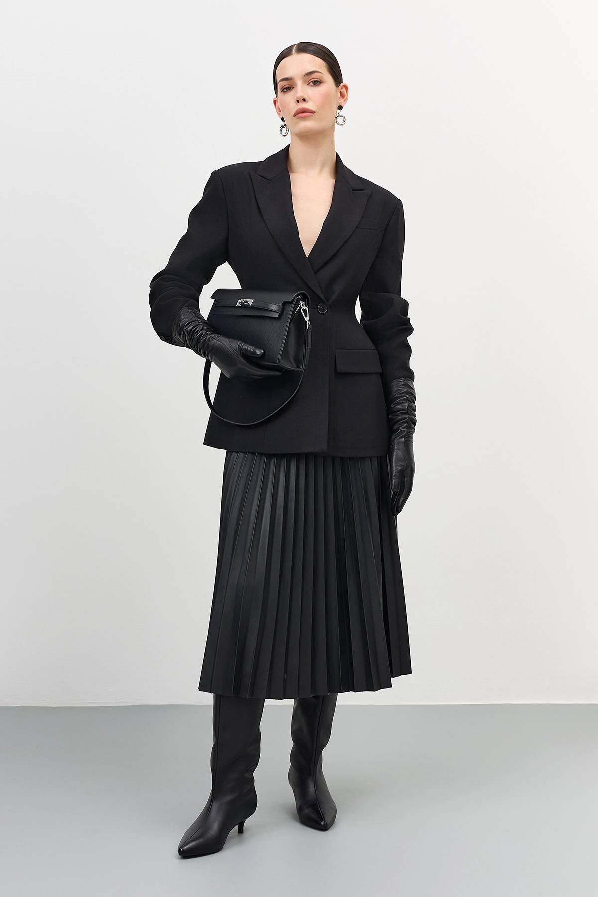 Юбка-плиссе из экокожи, 42