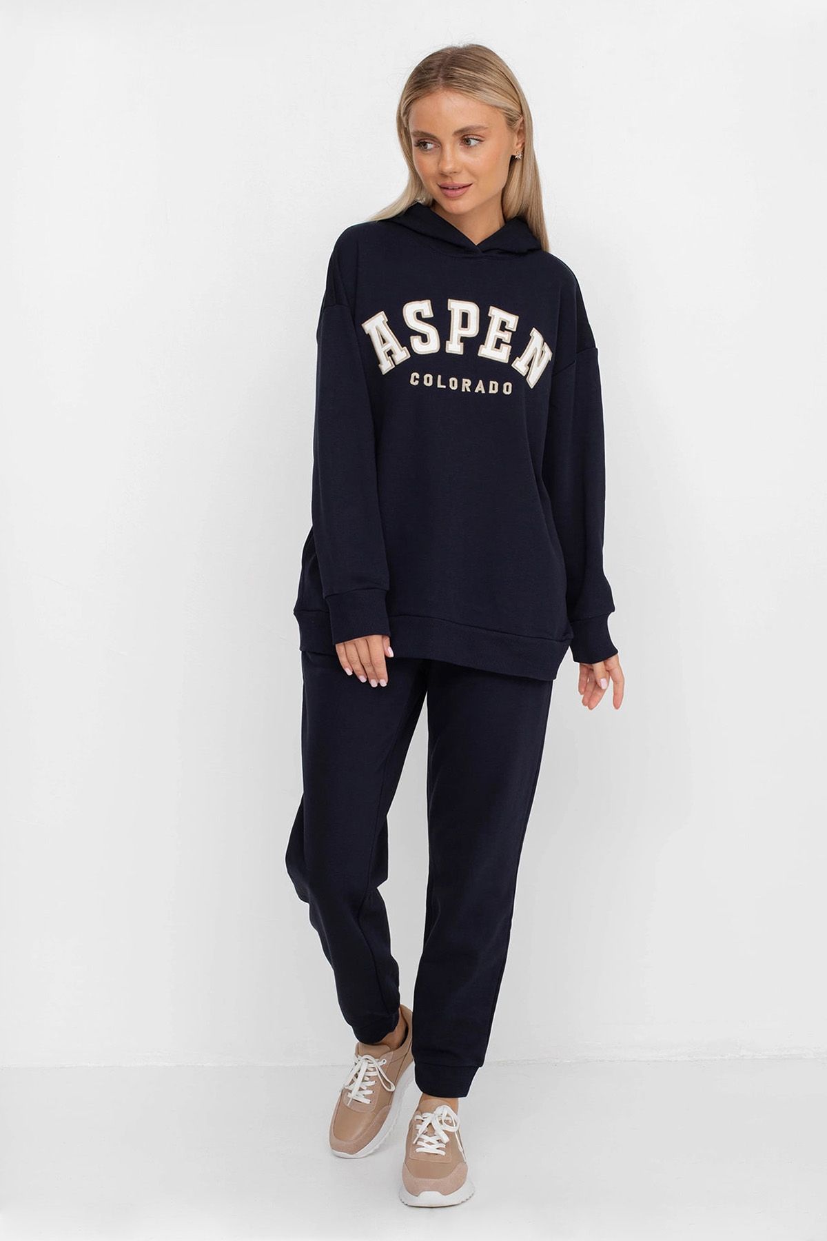 Брюки-джоггеры с эластичным поясом, 40р