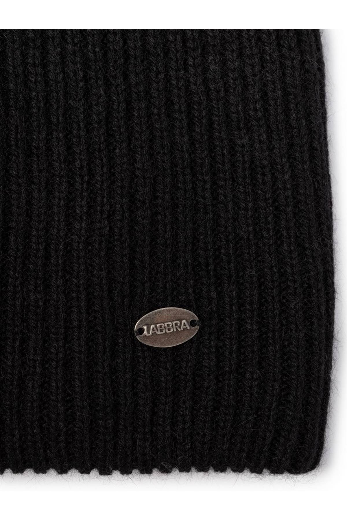 Шапка черная, One