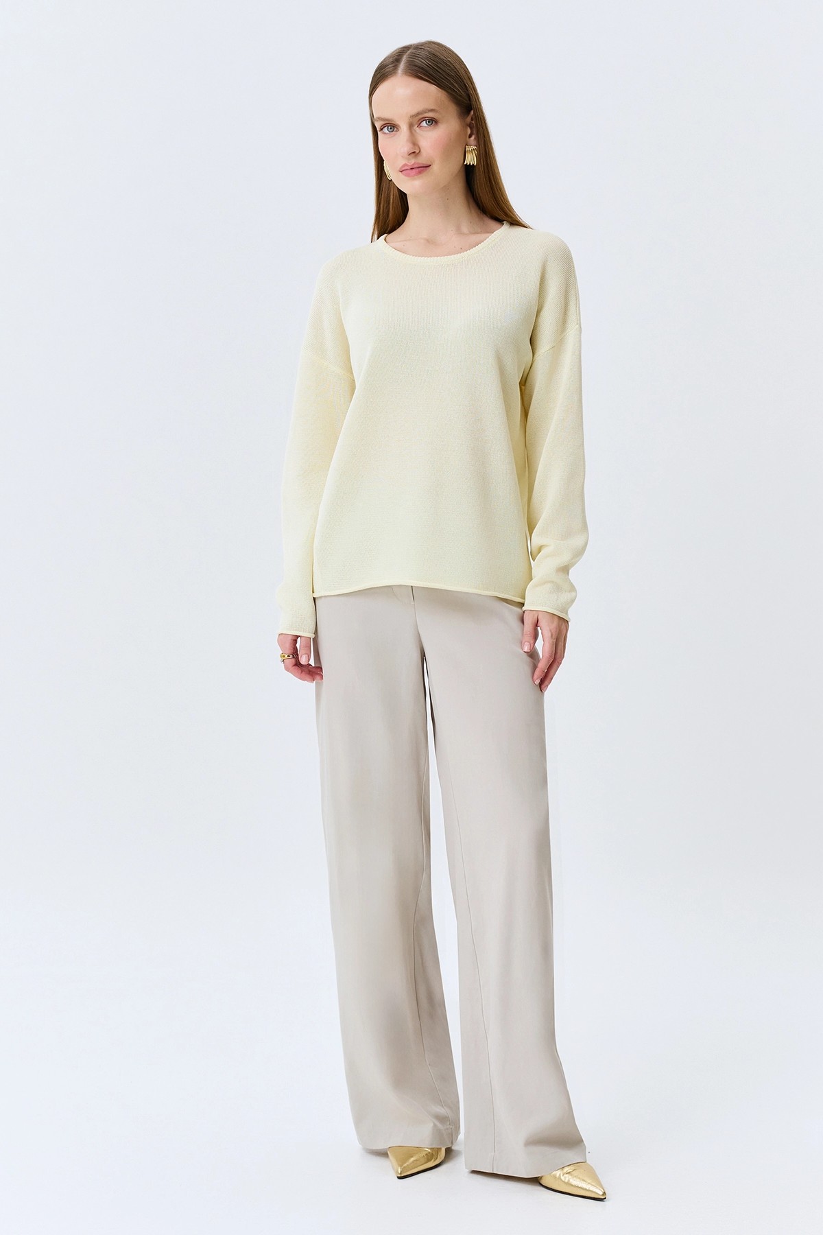 Яркий вязаный джемпер, 44