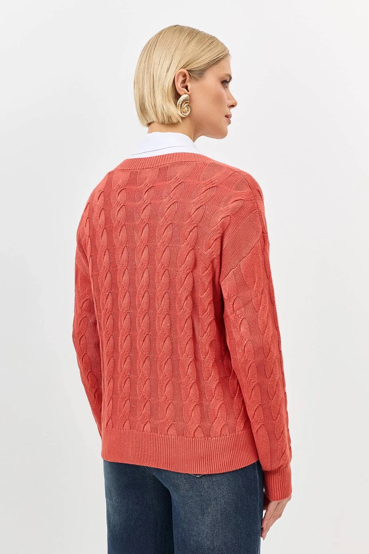 Яркий джемпер с косами, 36