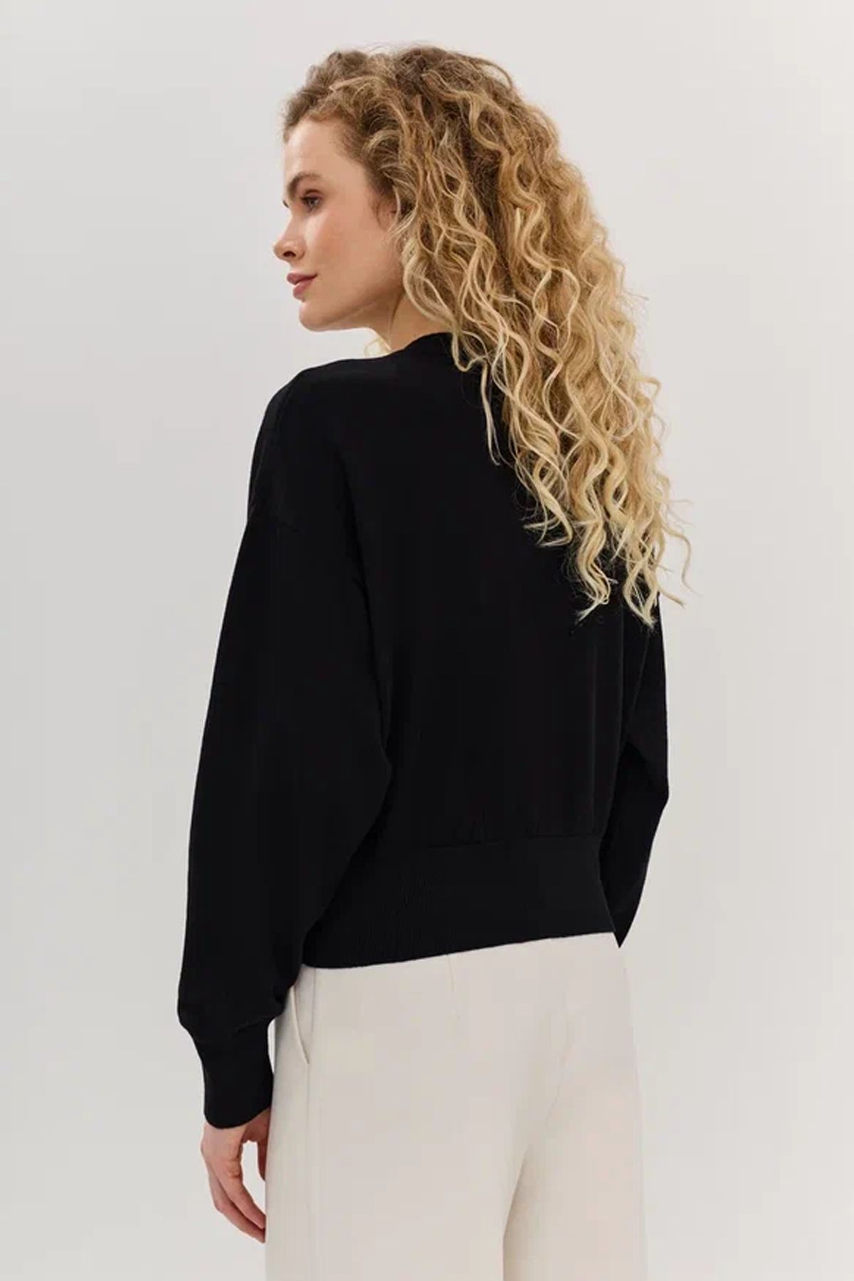 Укороченный вязаный кардиган из хлопка, 50р