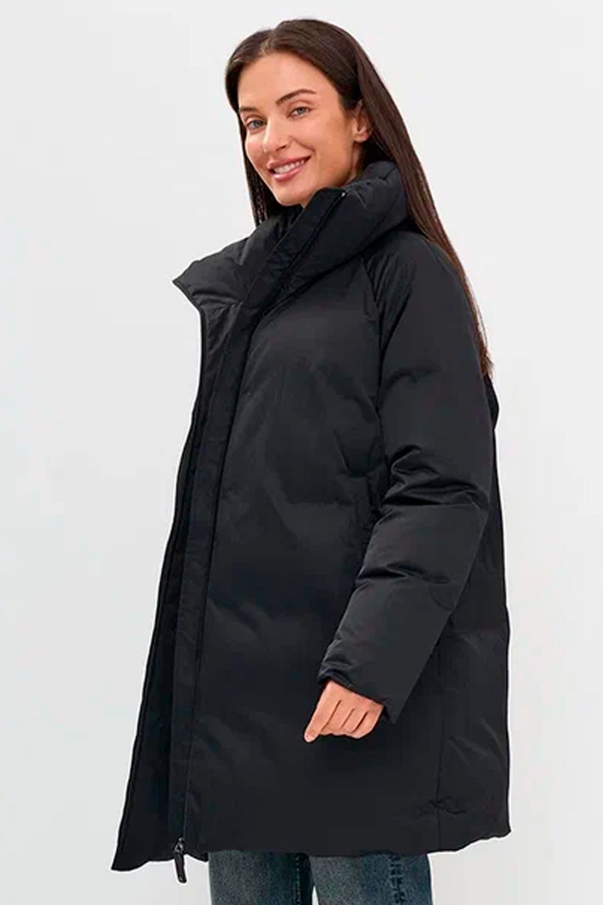 Укороченное пальто с внутренней стежкой в черном цвете, 42р