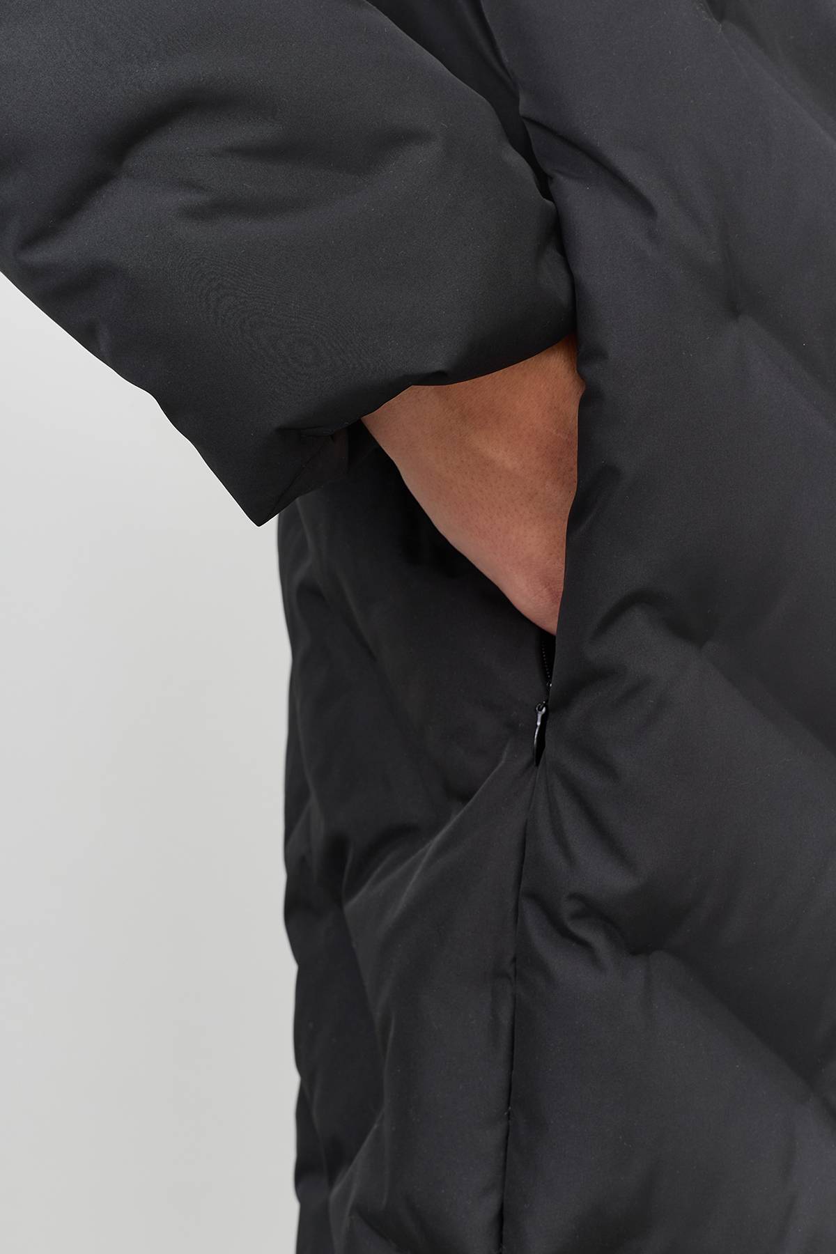 Лимитированная серия пальто с светло-серым палантином , 48