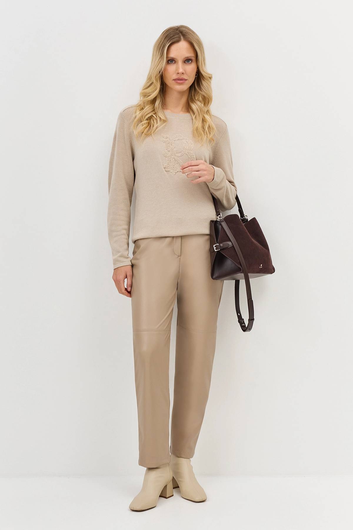 Лимитрированная серия джемпер с объёмной вышивкой и ремень, 44