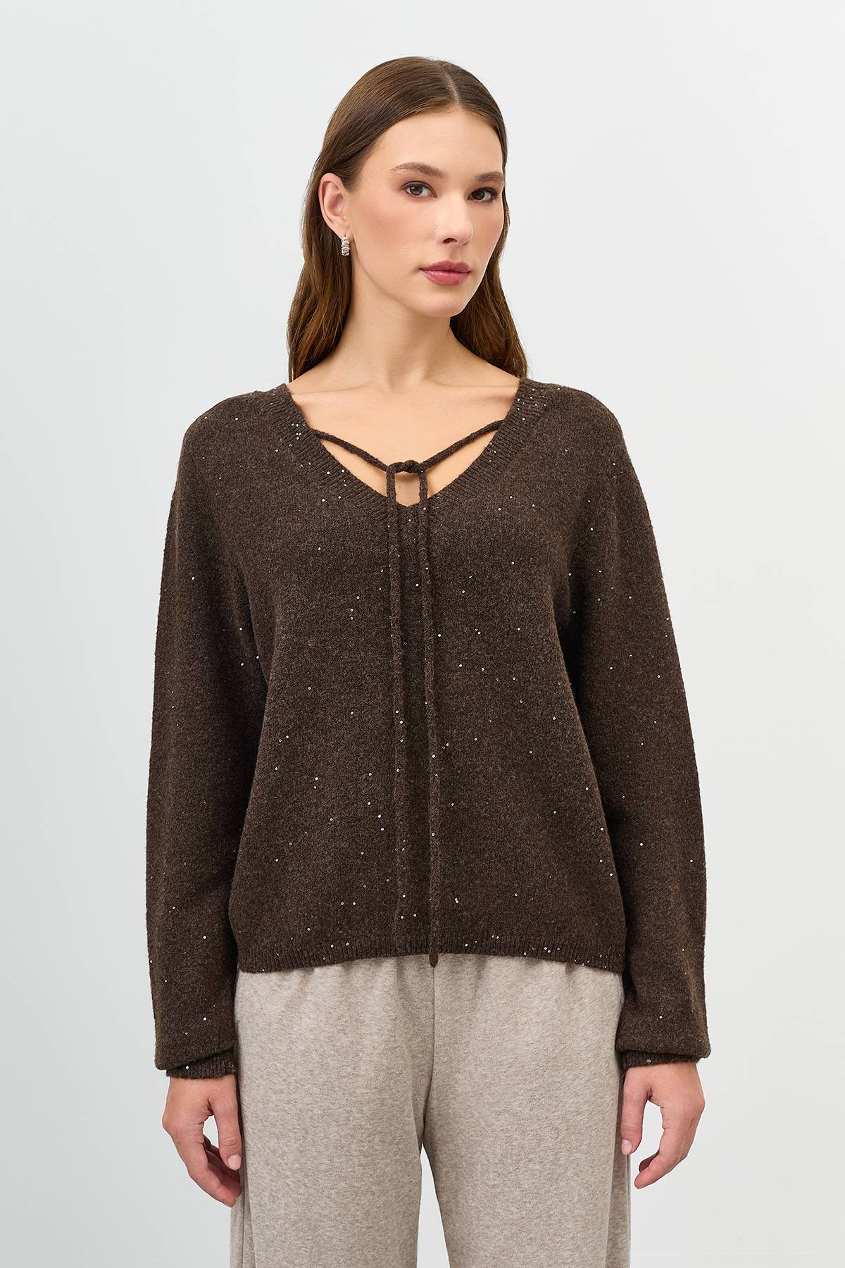 Коричневый джемпер с мерцающим люрексом, 50