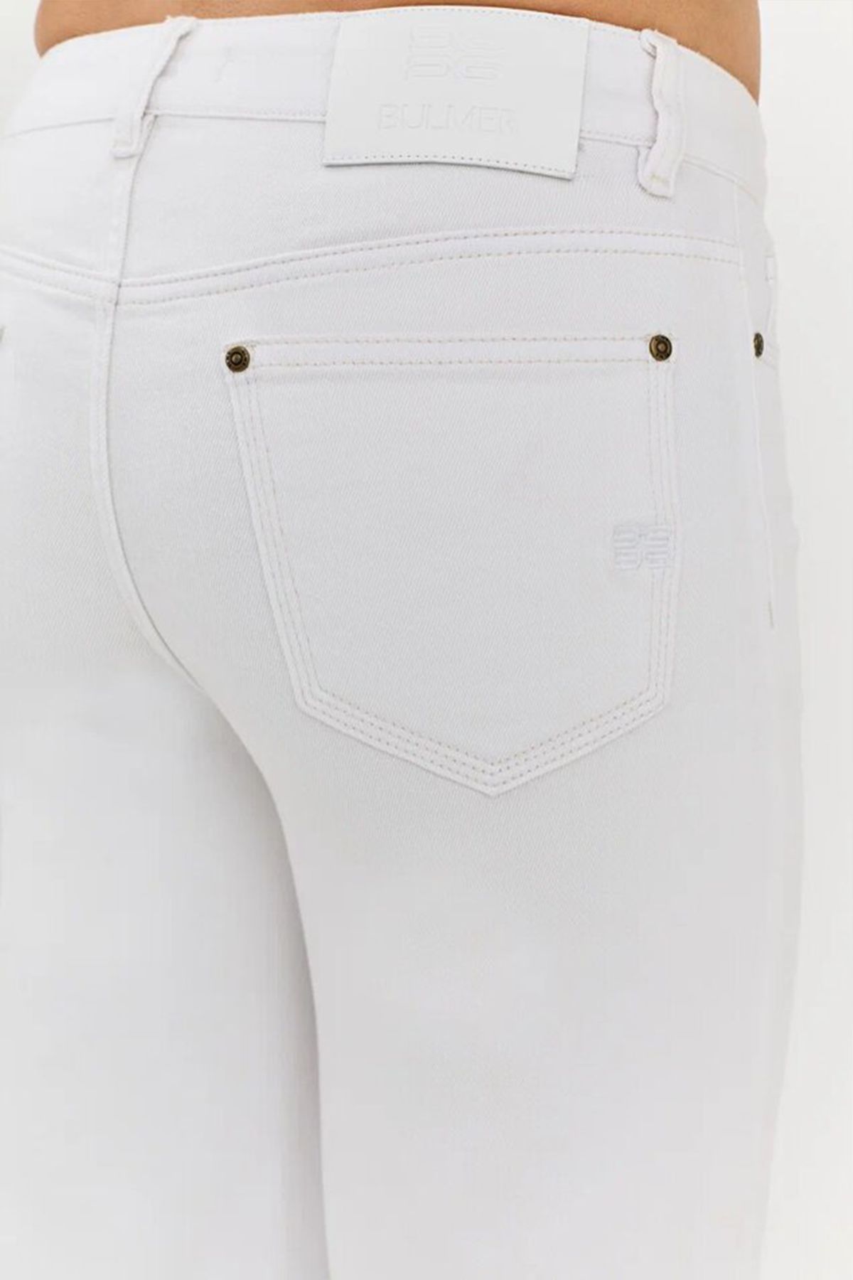 Белые джинсы с бахромой, 52р