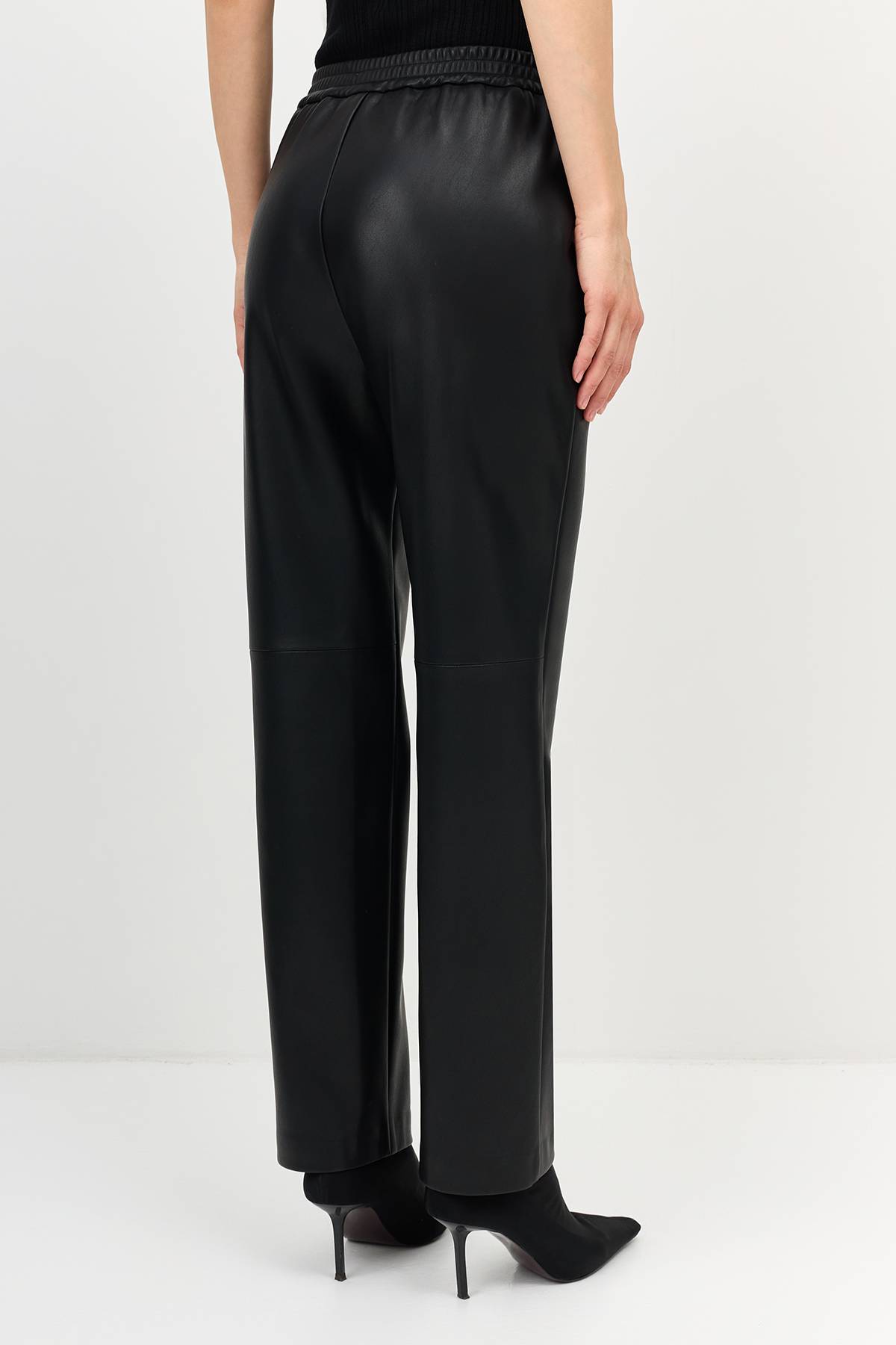 Лимитированная серия брюки в черном цвете с ремнем, 36