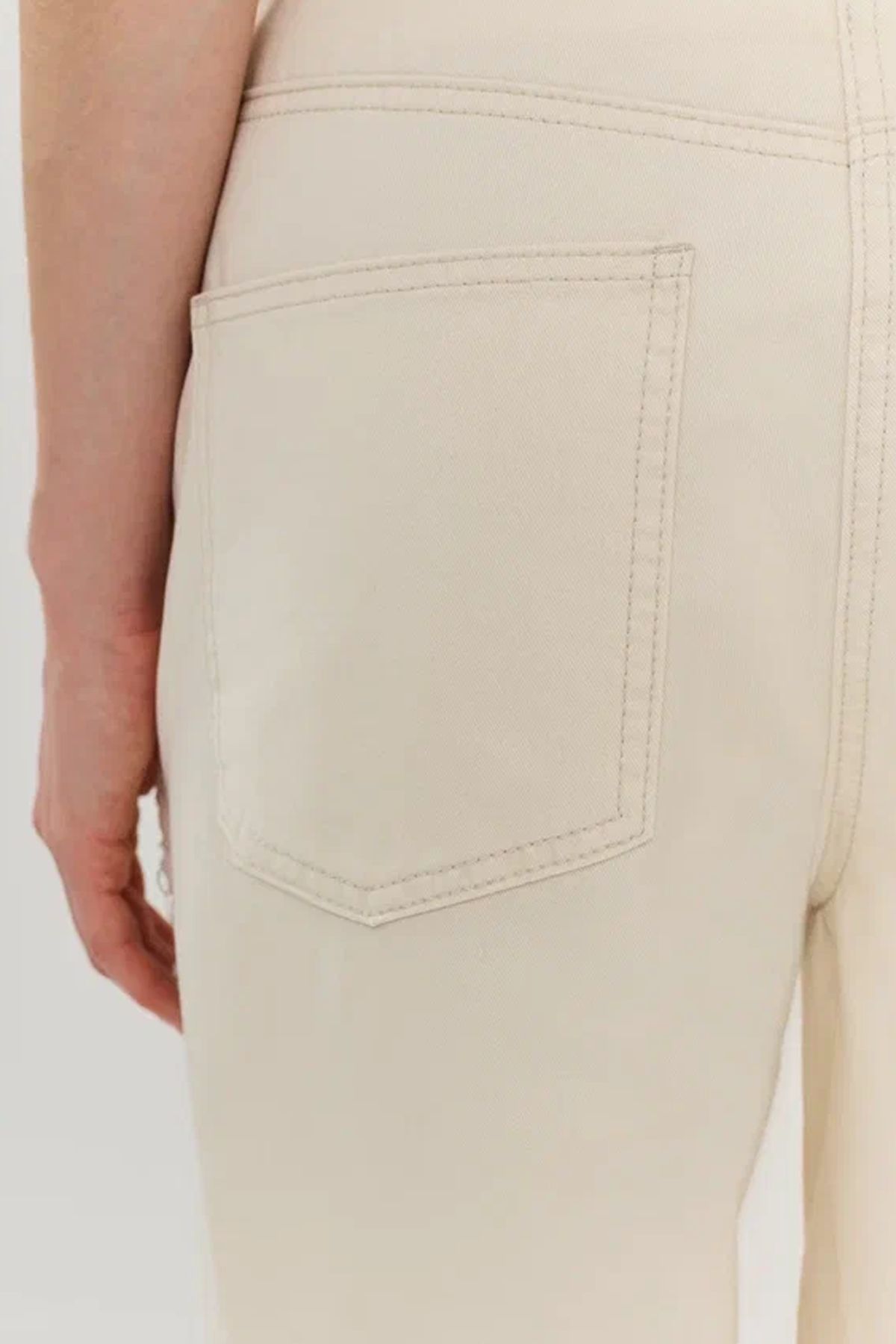 Стильные джинсы с бахромой, 48р