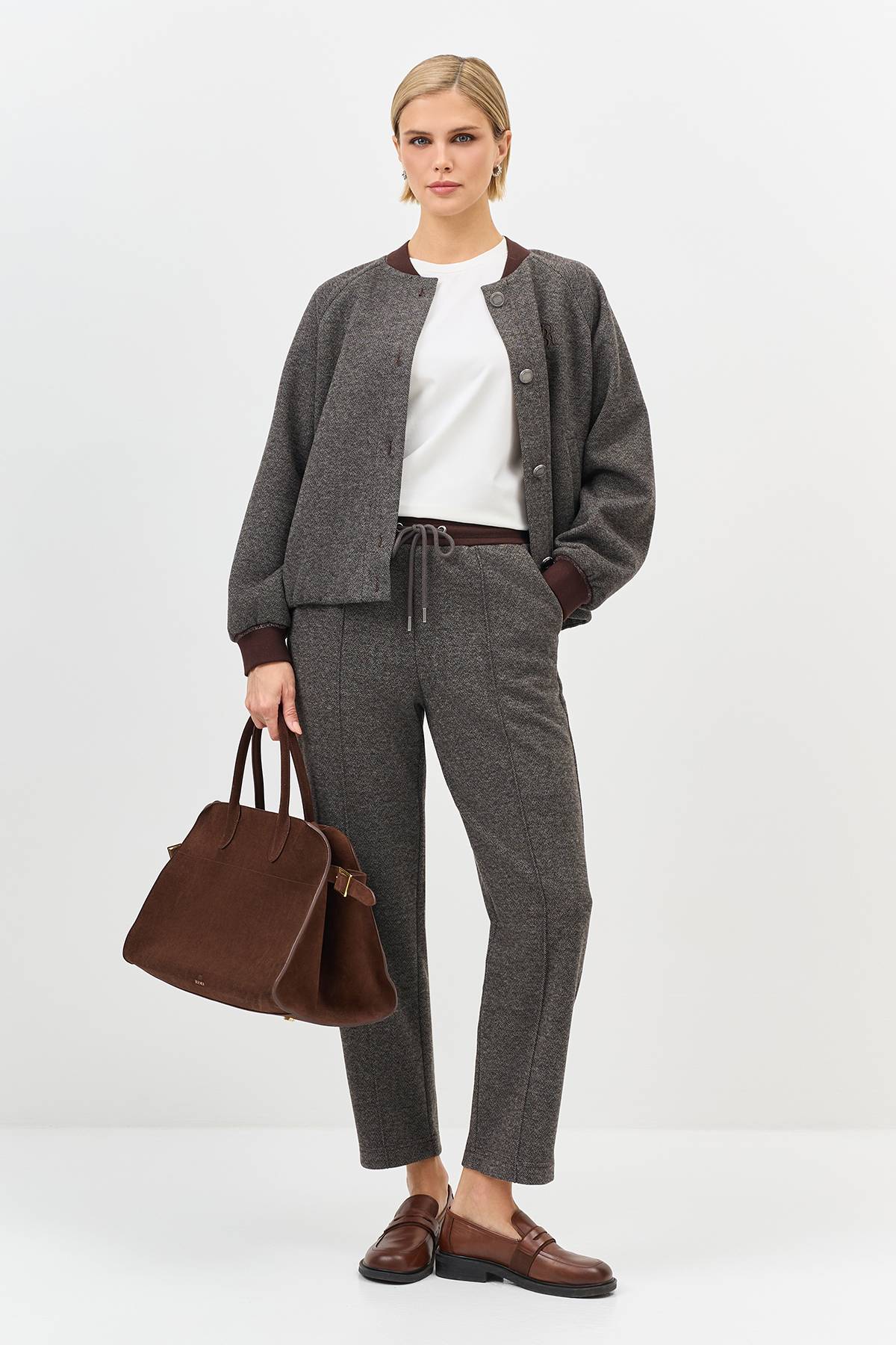 Лимитированная серия теплый бомбер с шерстью и ремень, 40