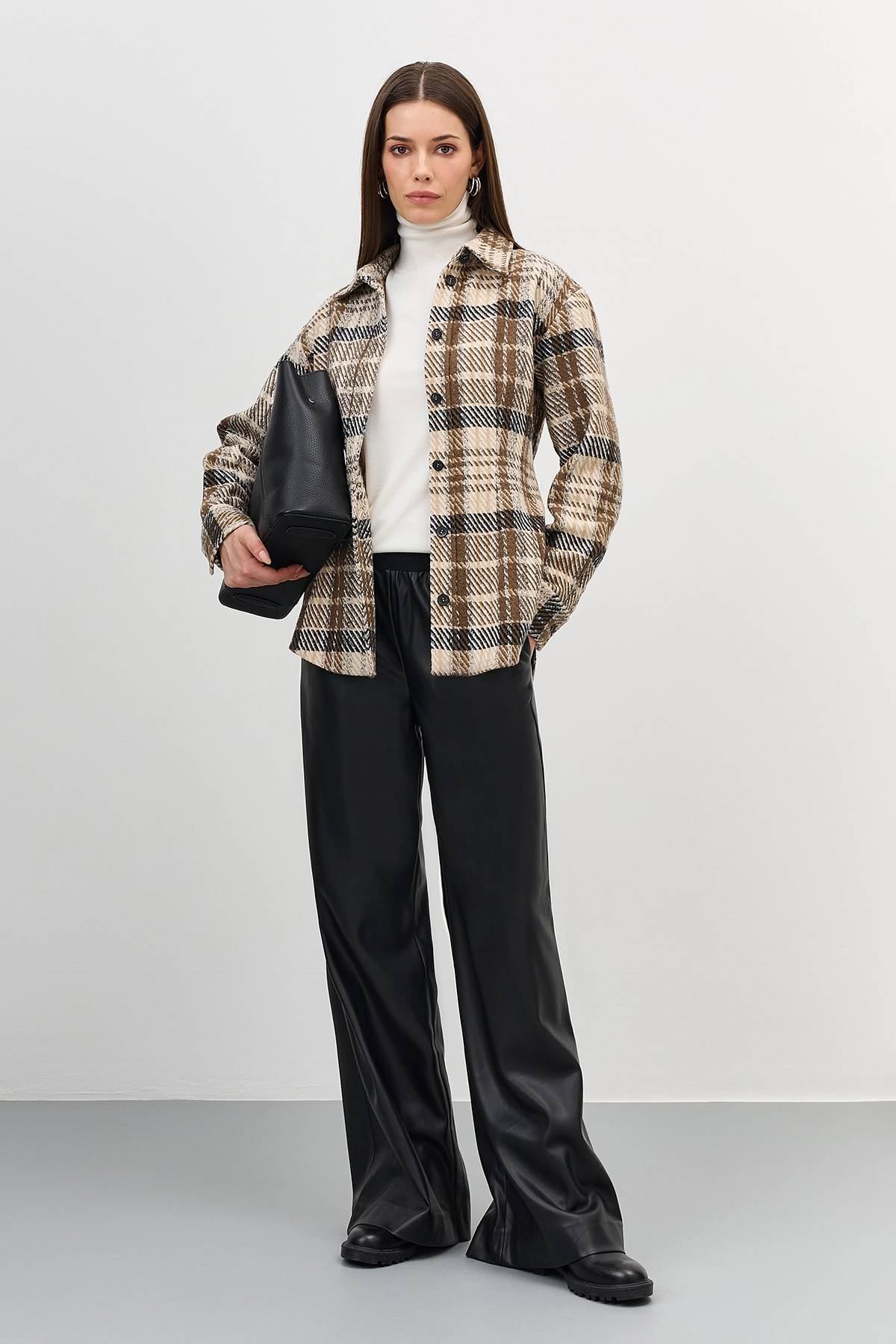 Лимитированная серия коричневая блузка с ремнем, 48