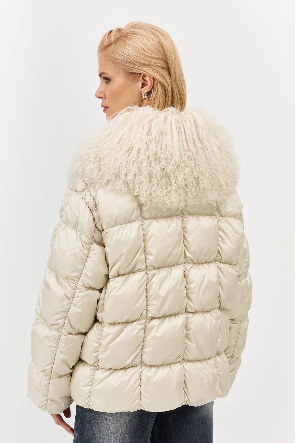 Лимитированная серия куртка жемчужная пуховая с палантином, 36