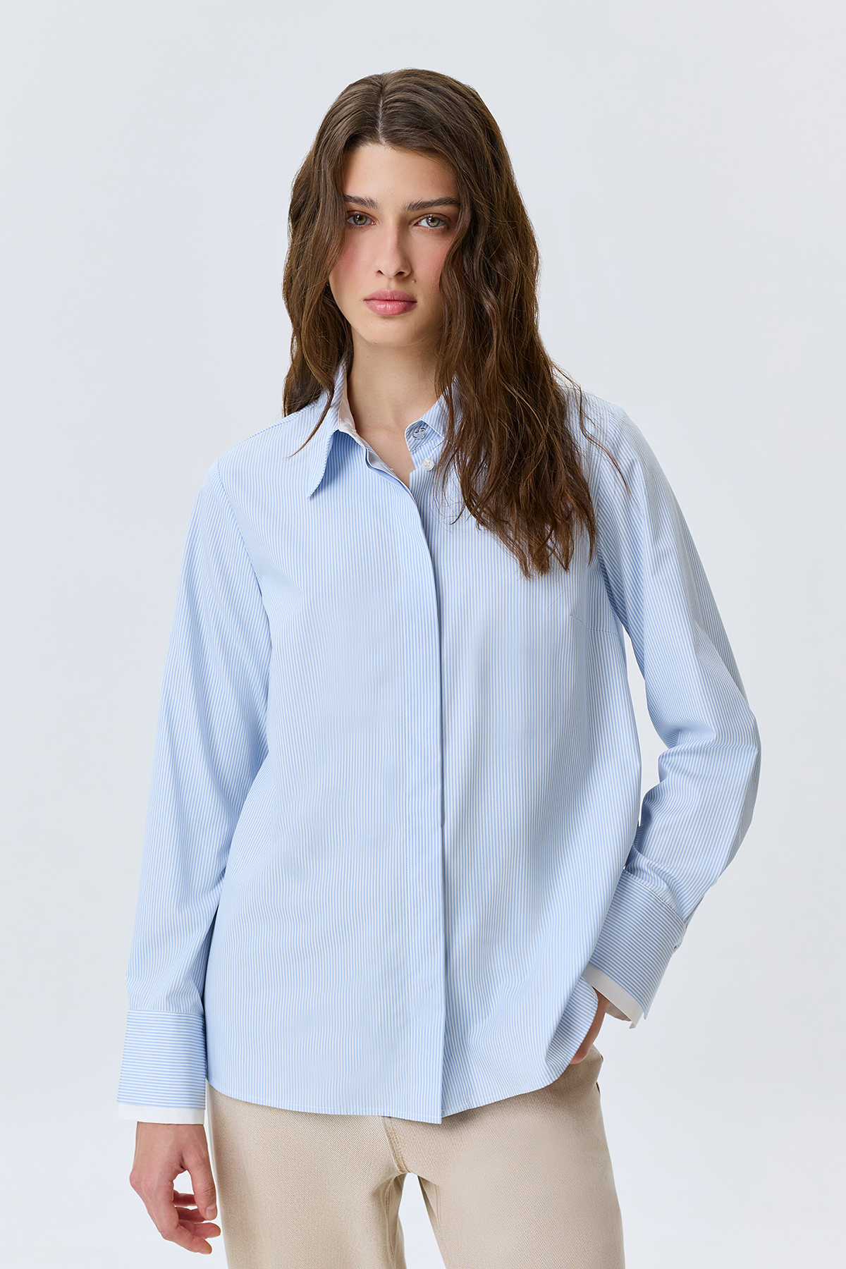 Базовая блузка из бамбукового волокна, 52