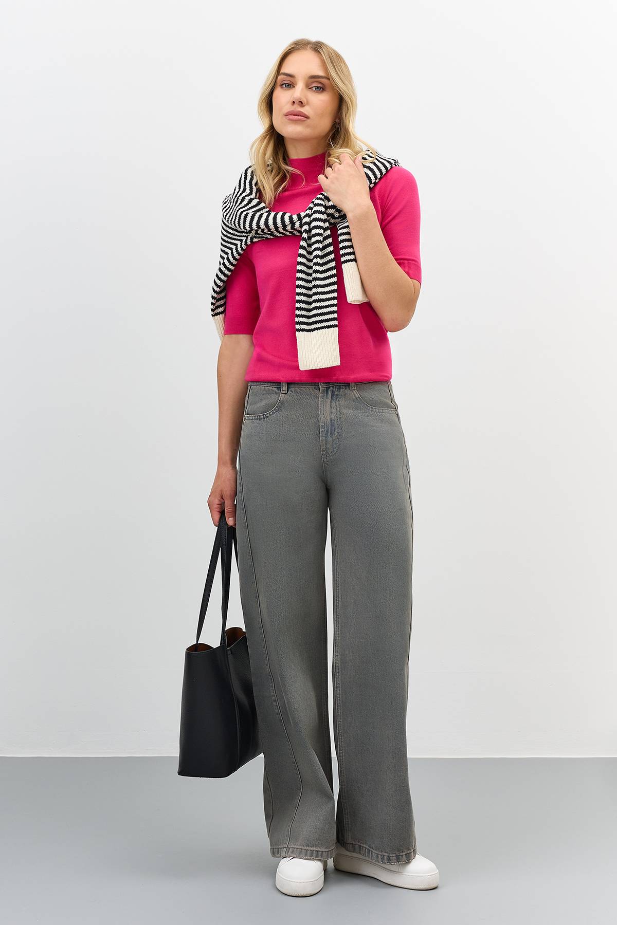 Широкие джинсы с винтажной варкой, 44