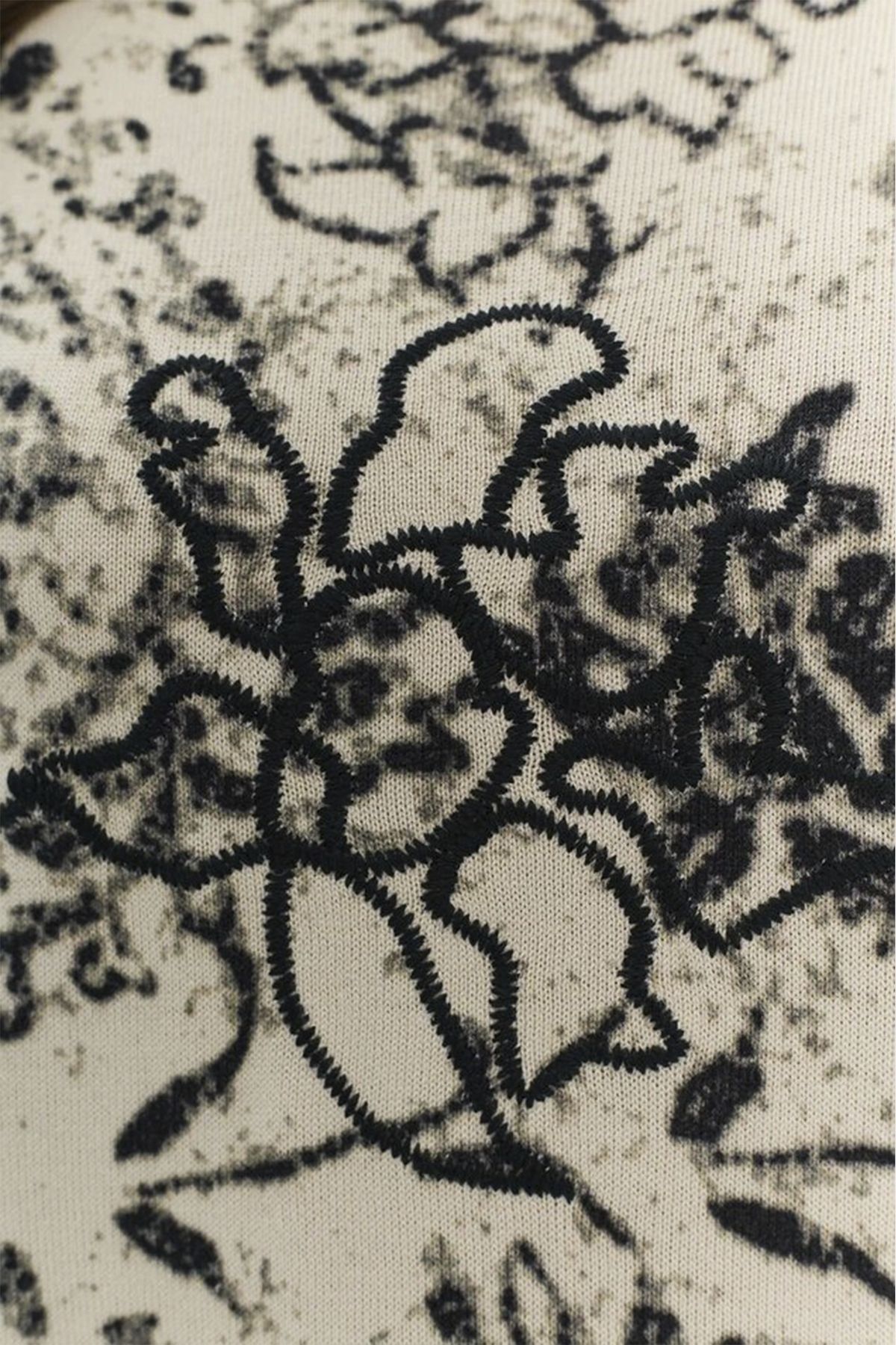 Трикотажный джемпер с принтом, 50р