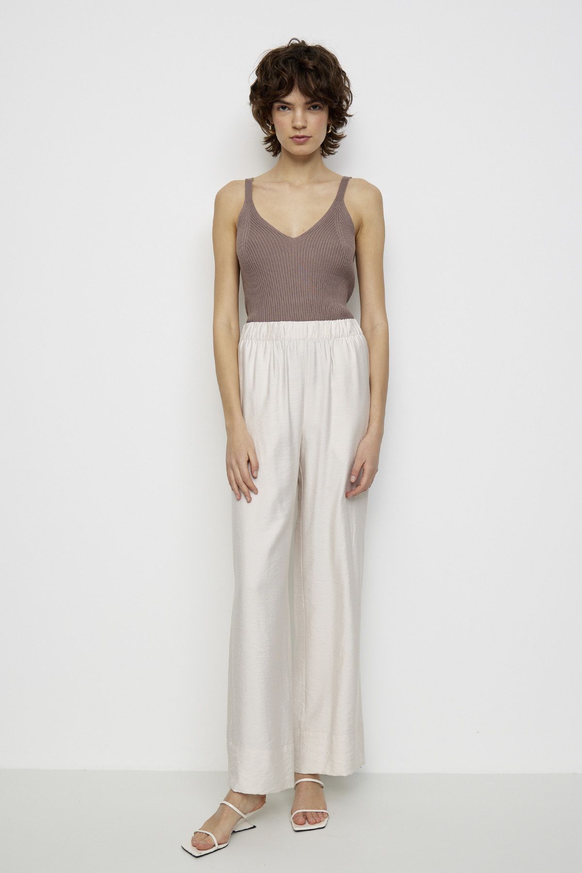 Брюки из лёгкой ткани, 42р