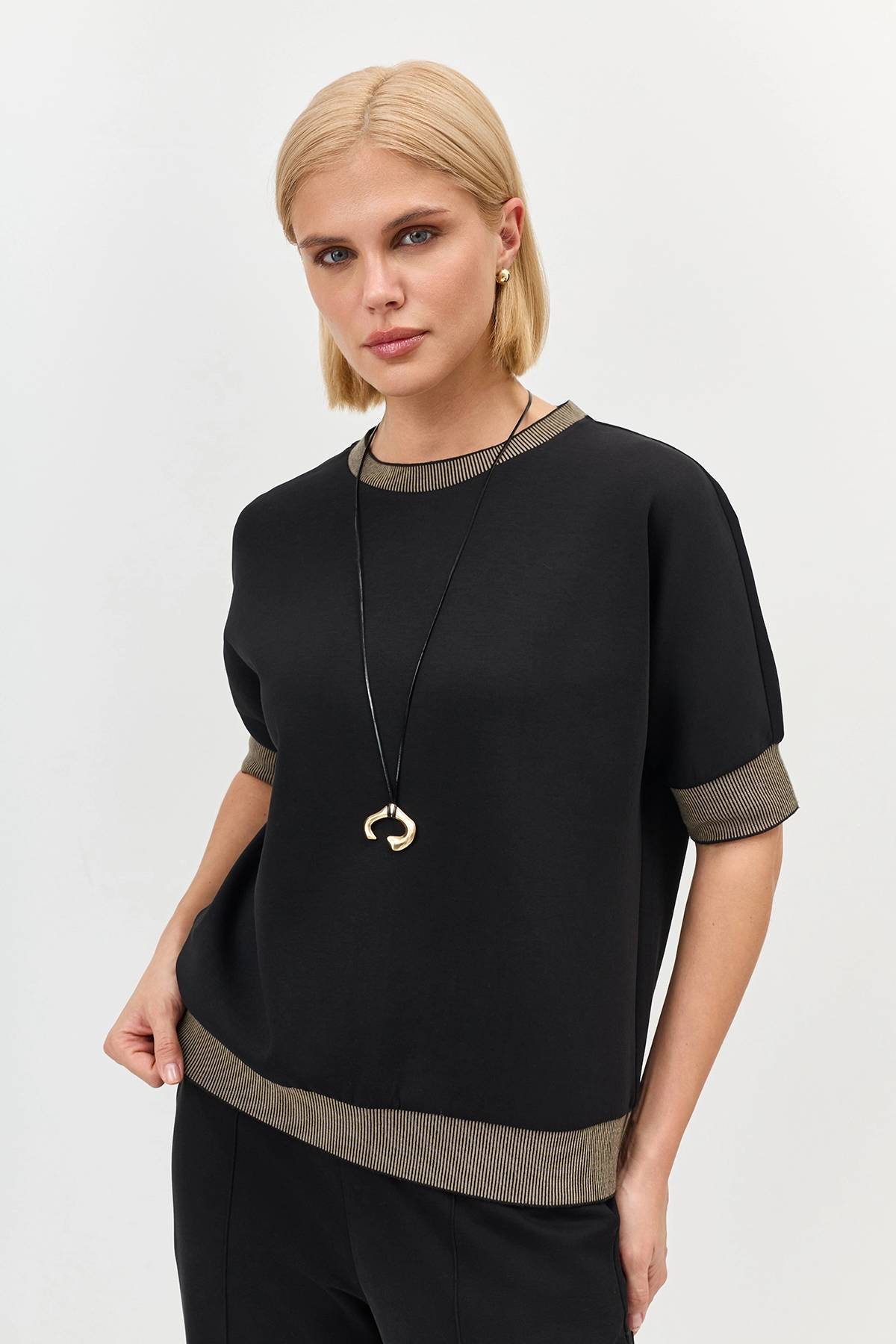 Трикотажный джемпер с контрастным рибом, 36