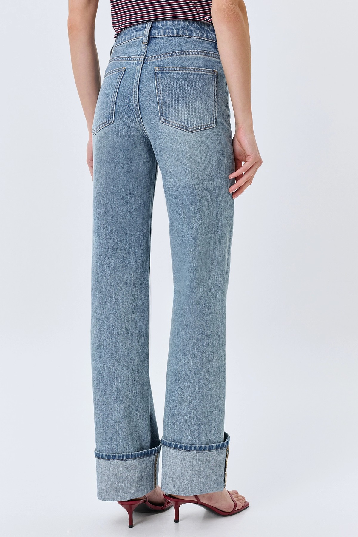 Джинсы STRAIGHT с отворотами, 48