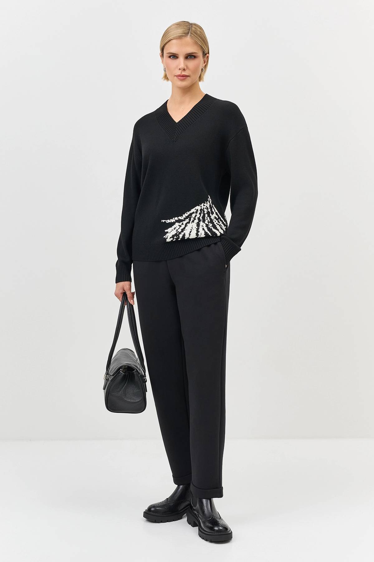 Лимитрированная серия свитер с контрастным узором и ремень, 46