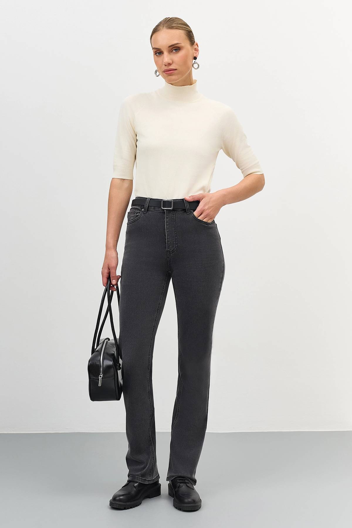 Графитовые джинсы bootcut, 42