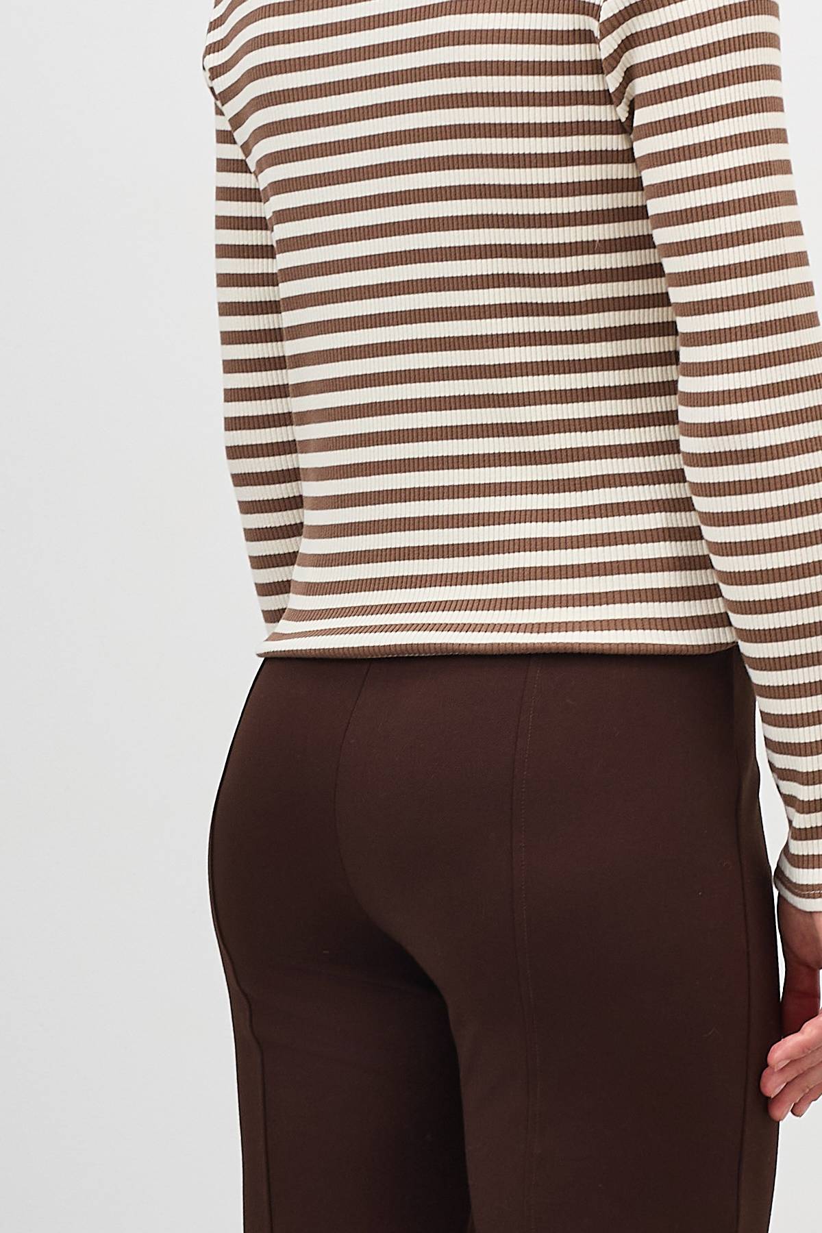 Трикотажные брюки с рельефами, 52