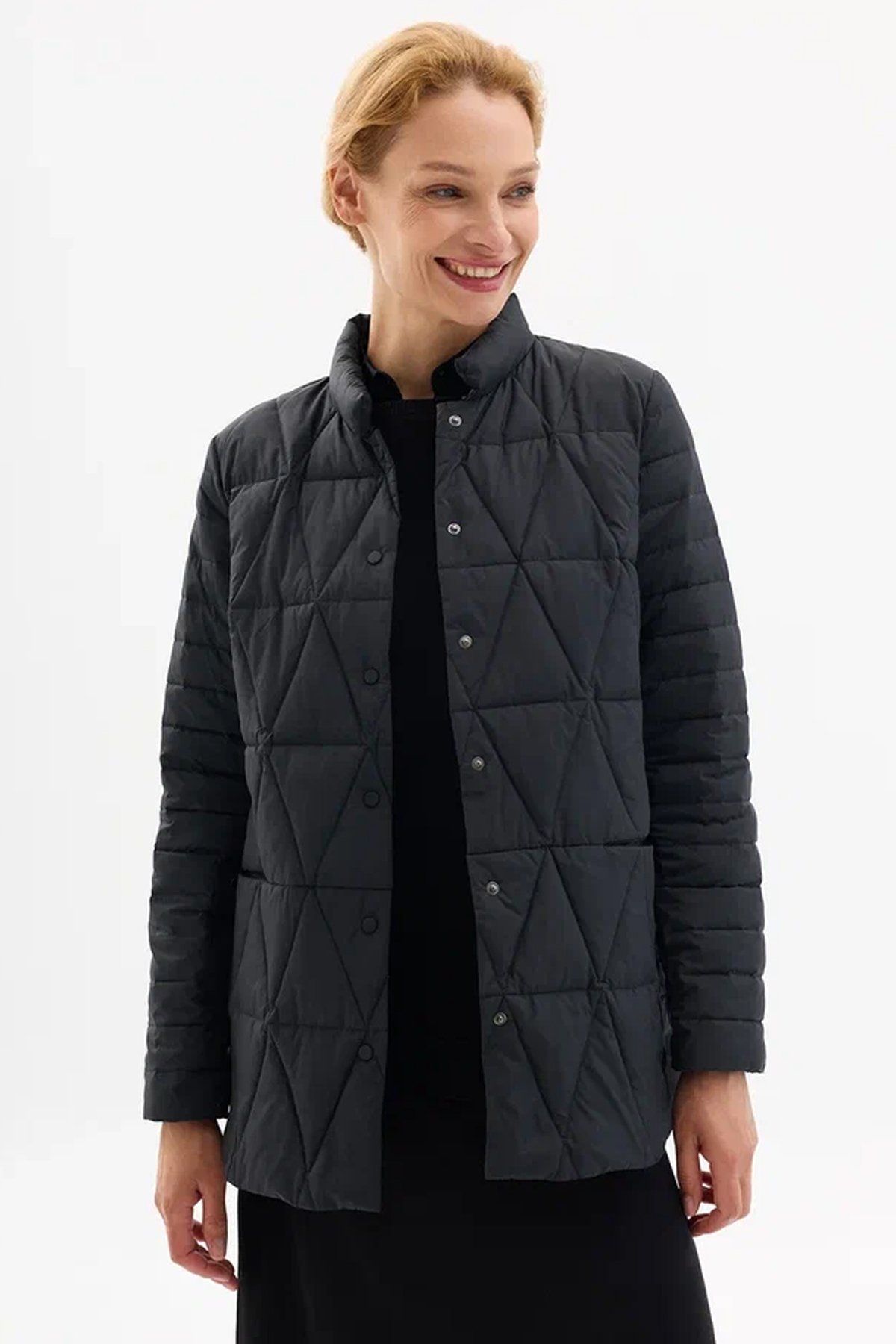 Куртка с ромбовидной стежкой, 42р