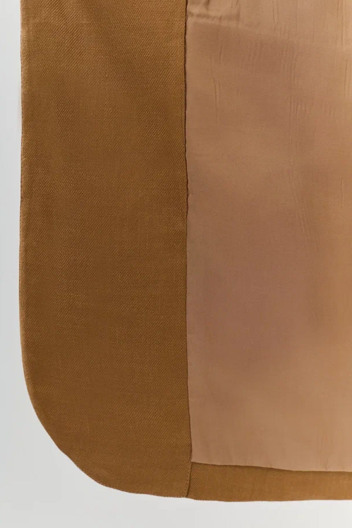 Однобортный жакет коричневого цвета с лацканами, 48р