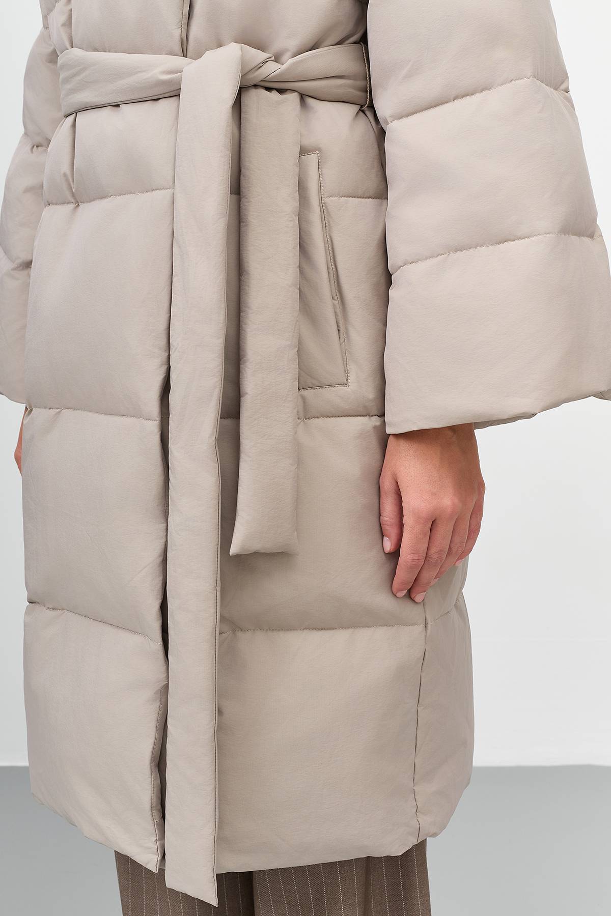 Лимитированная серия пуховое пальто с палантином, 40