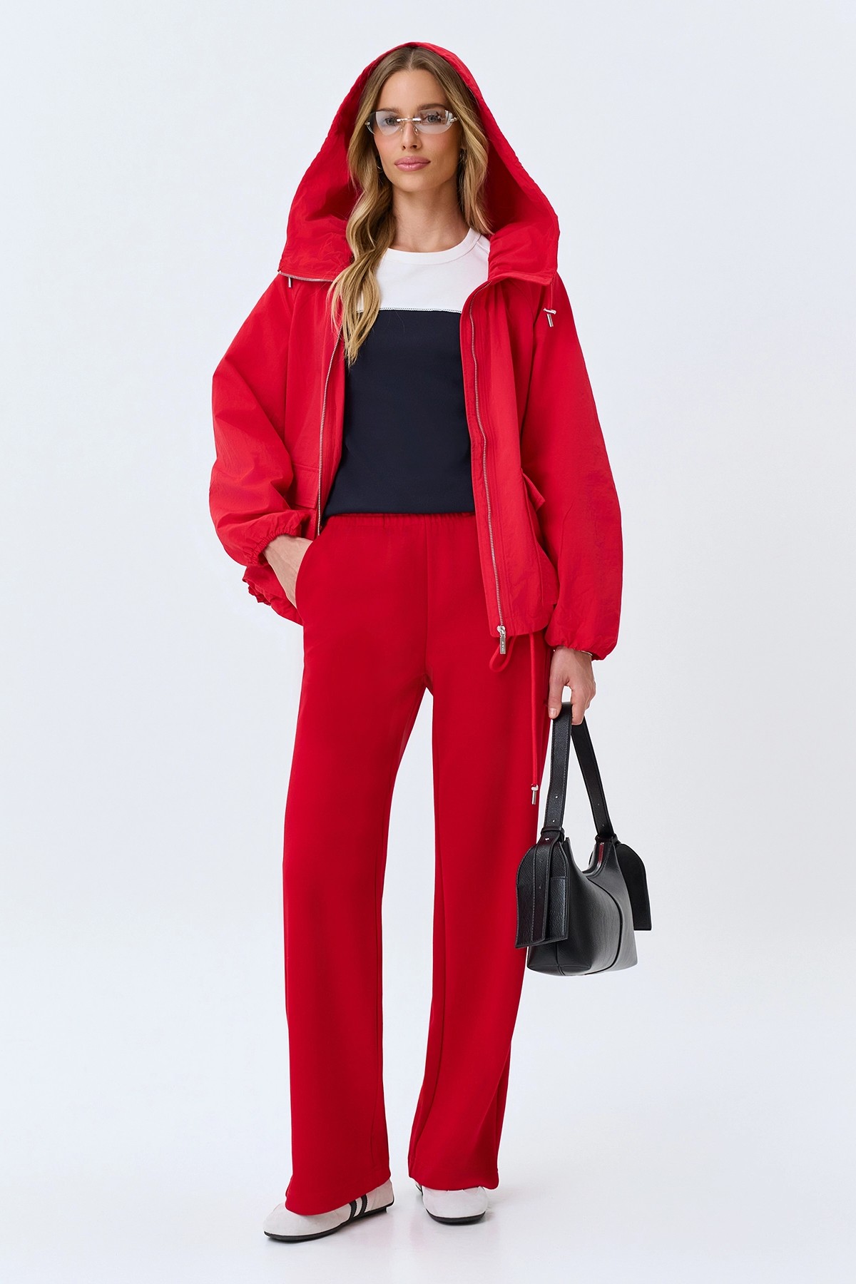 Комбинированная футболка с кокеткой, 50