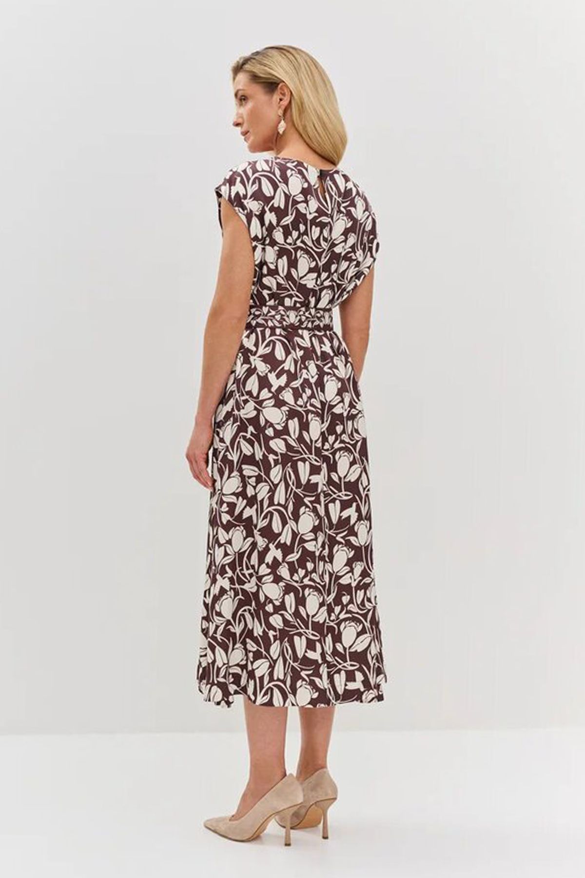 Платье из вискозы с цветочным принтом, 44р