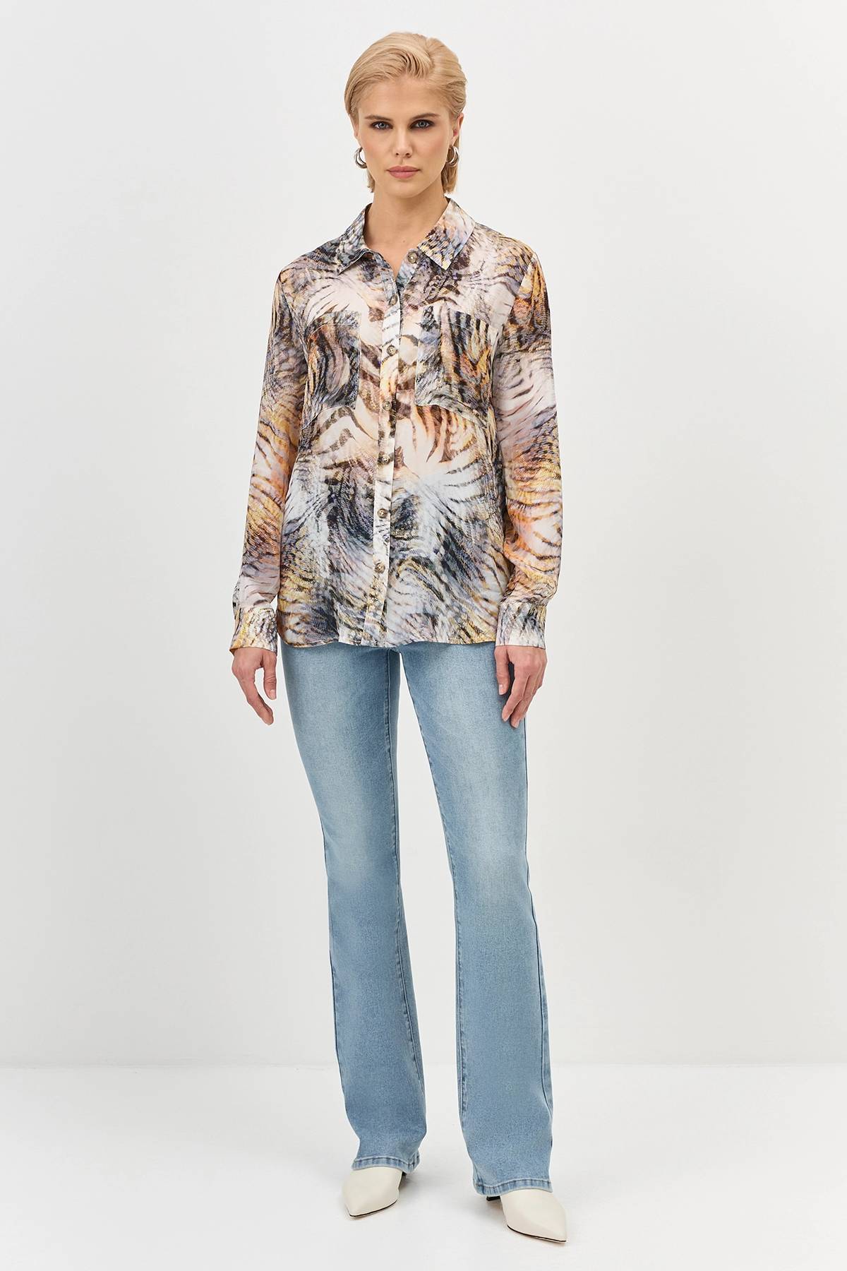 Лимитированная серия блузка с анималистичным принтом в карамельном цвете с ремнем, 34