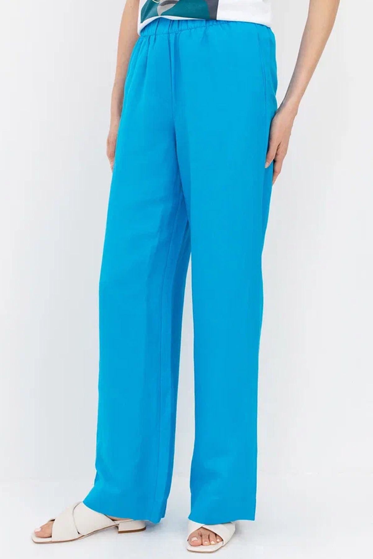 Базовые брюки в цвете аква с мягкими складками, 40р