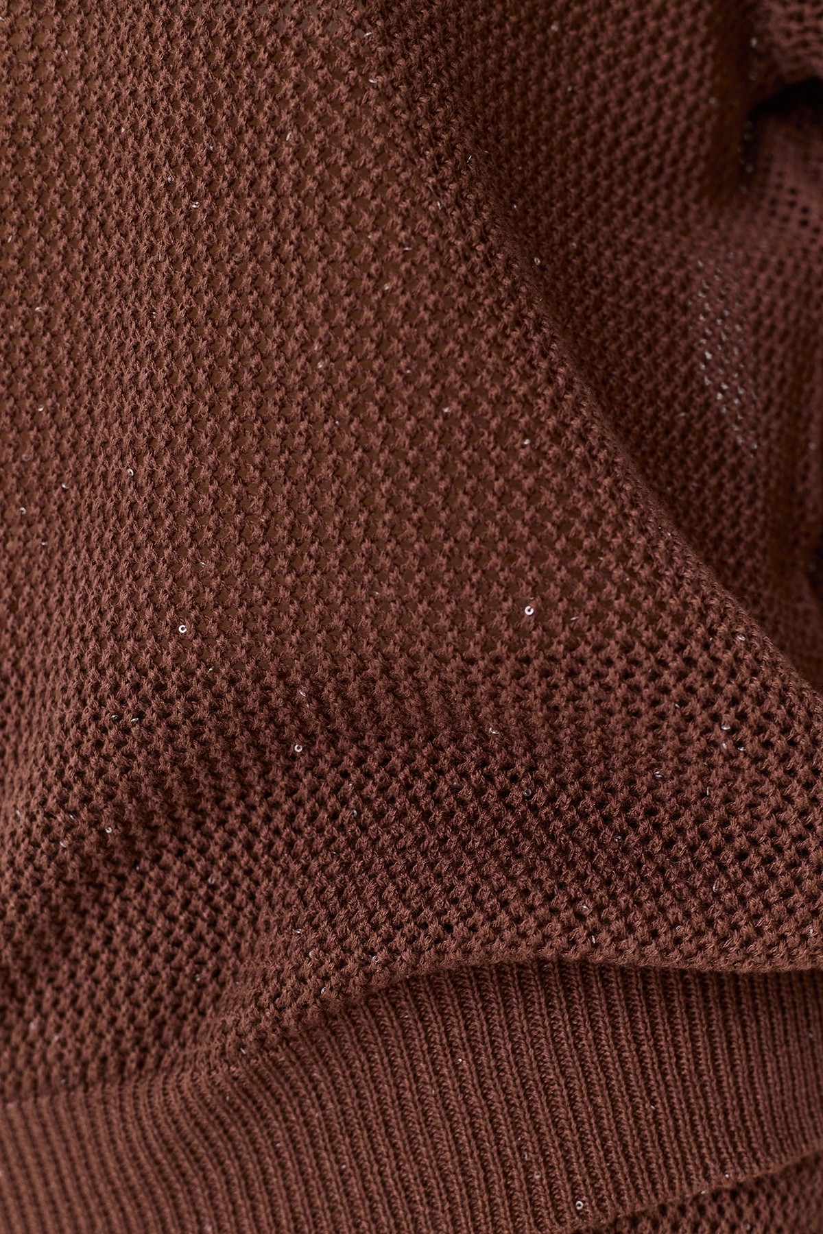 Ажурный джемпер с мерцающими пайетками, 52