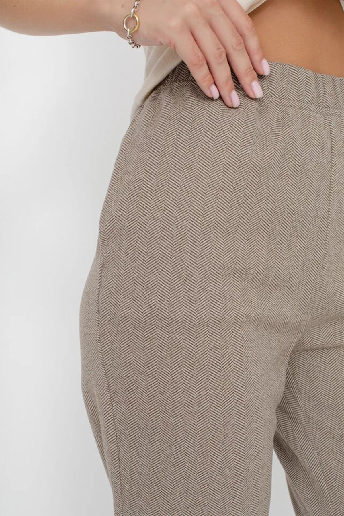 Брюки с боковыми карманами, 42р