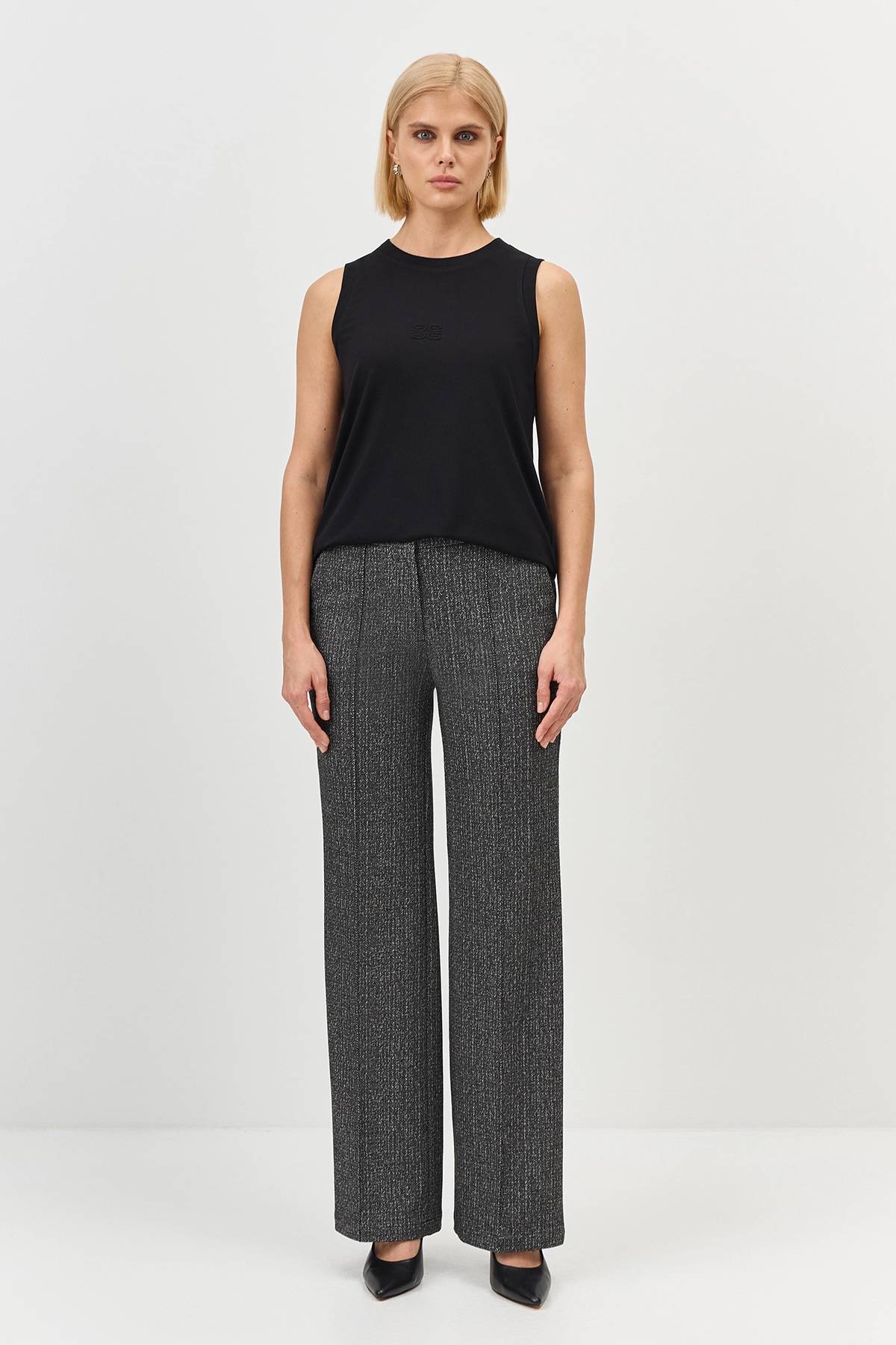 Трикотажные брюки со стрелками в сером цвете, 38