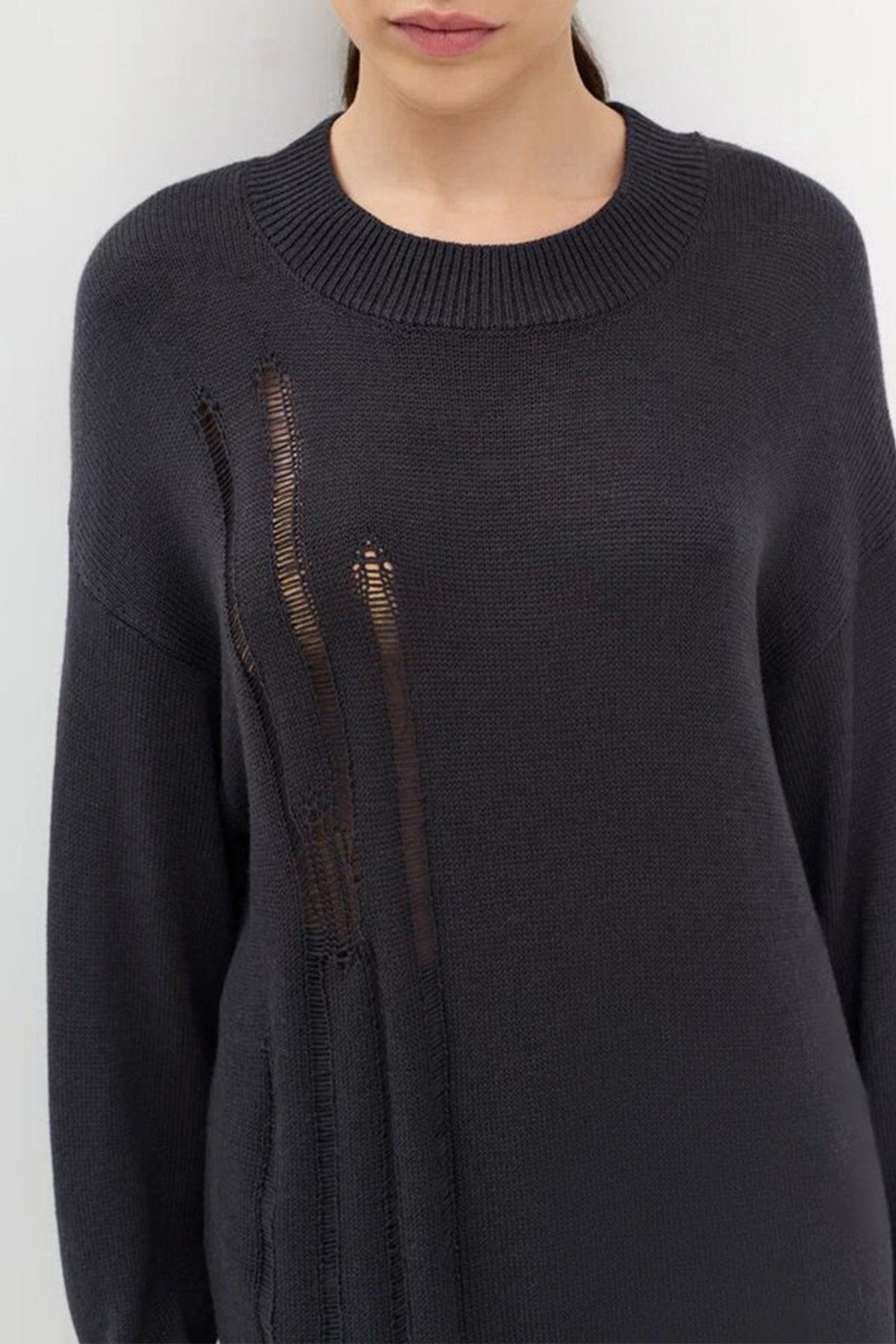 Джемпер в стиле "рваного" трикотажа, 42р