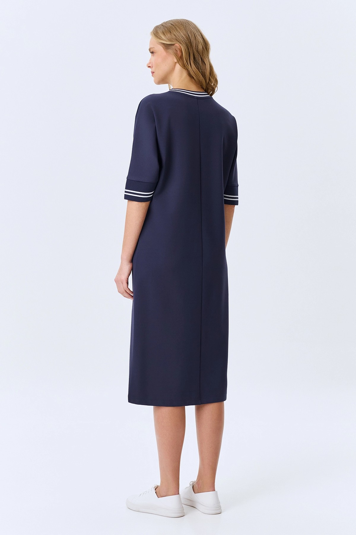 Свободное трикотажное платье из смесовой вискозы, 46