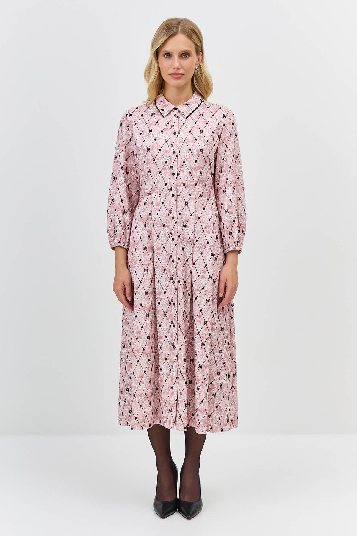 Лимитированная серия платье-рубашка с брендированным принтом и палантином, 34